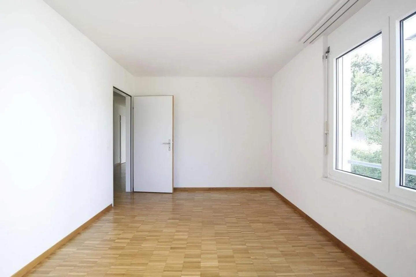 Charming Maisonette Apartment with Terrace - Photo 4 of 8