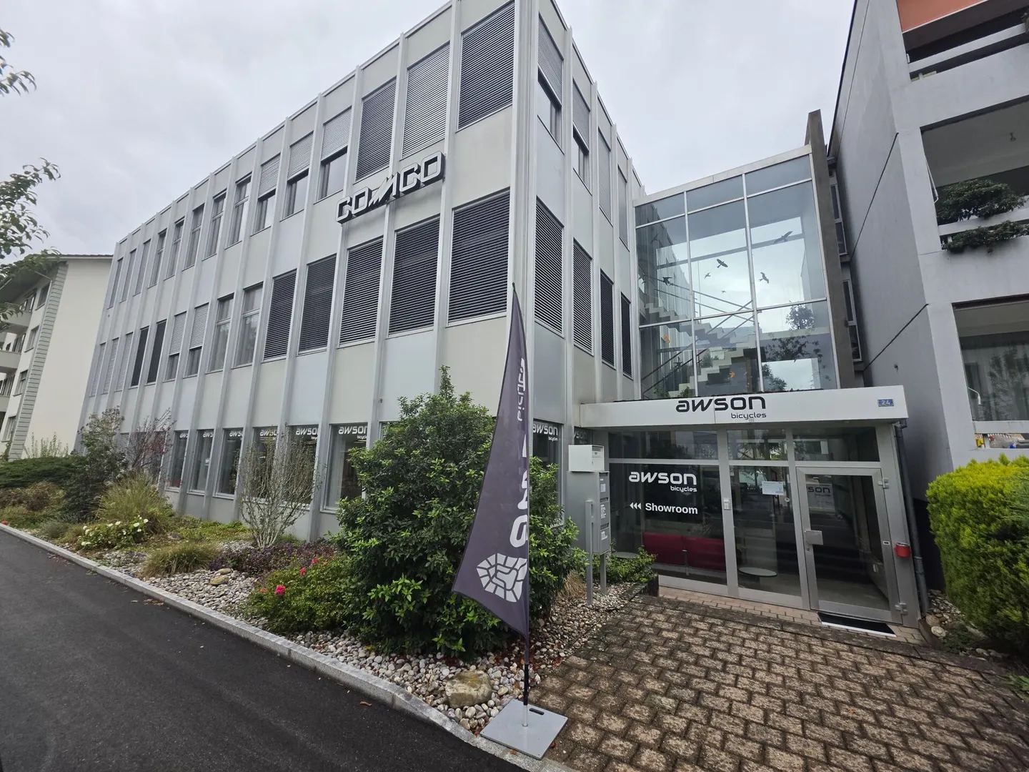 Espace pour vos idées d'affaires à Nidau - Bureaux flexibles de 12 à 40 m² - Photo 1 sur 10