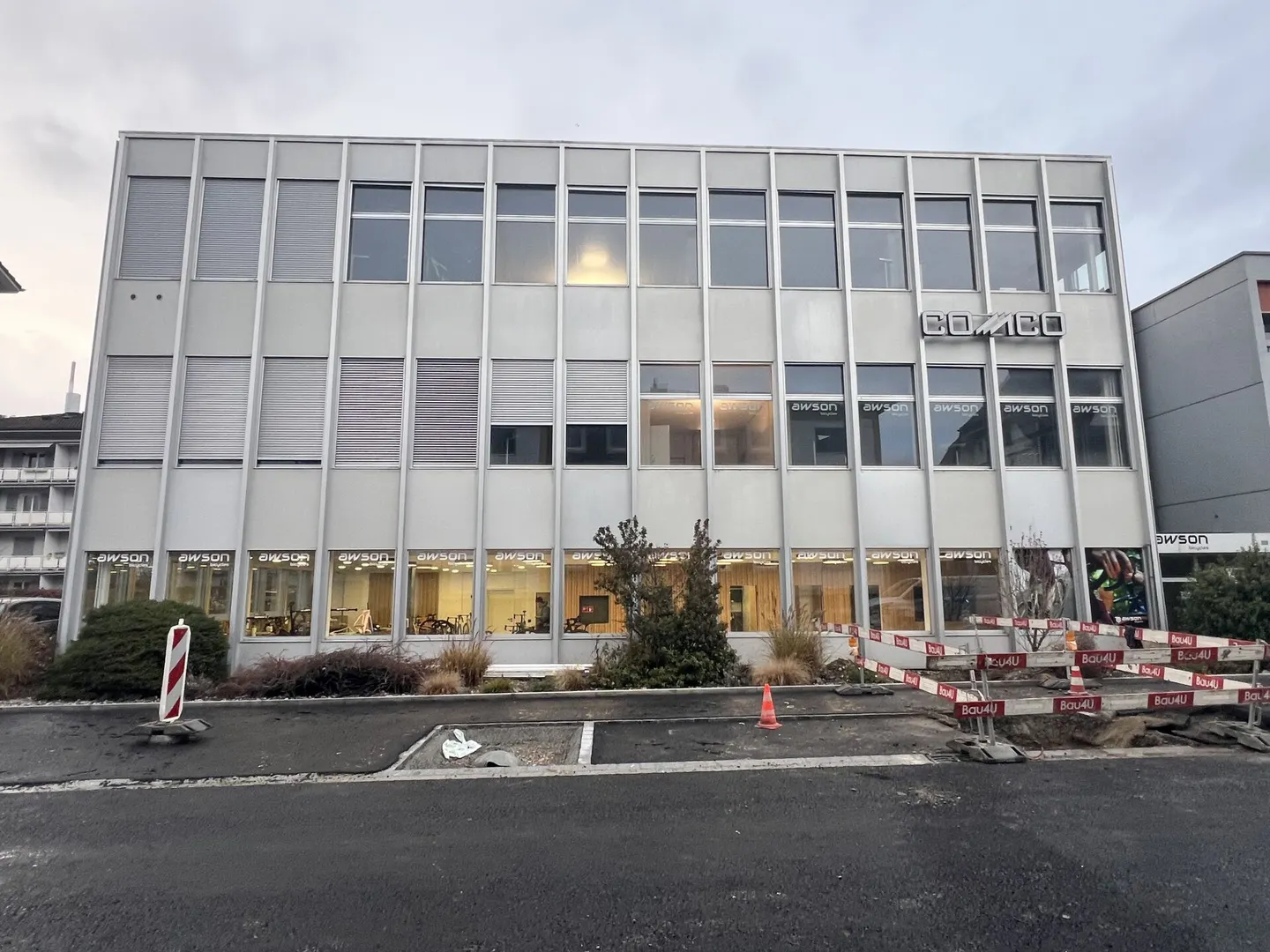 Espace pour vos idées d'affaires à Nidau - Bureaux flexibles de 12 à 40 m² - Photo 2 sur 10