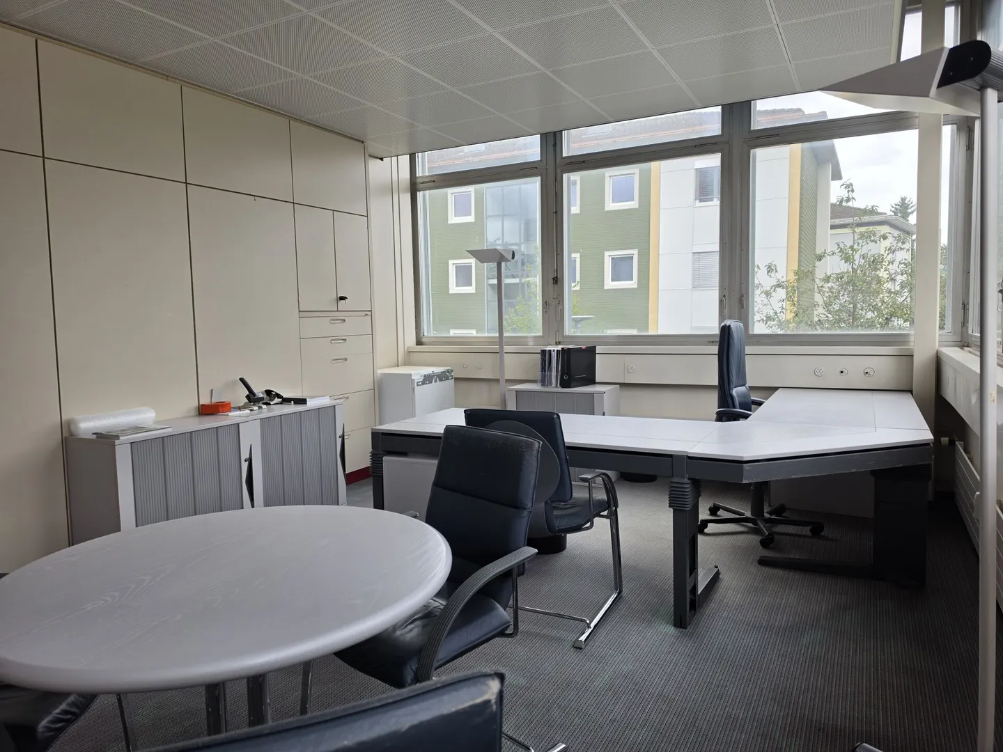 Espace pour vos idées d'affaires à Nidau - Bureaux flexibles de 12 à 40 m² - Photo 3 sur 10