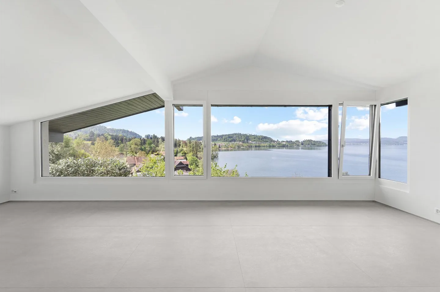 Exklusives Einfamilienhaus mit Seeblick - Foto 9 von 16