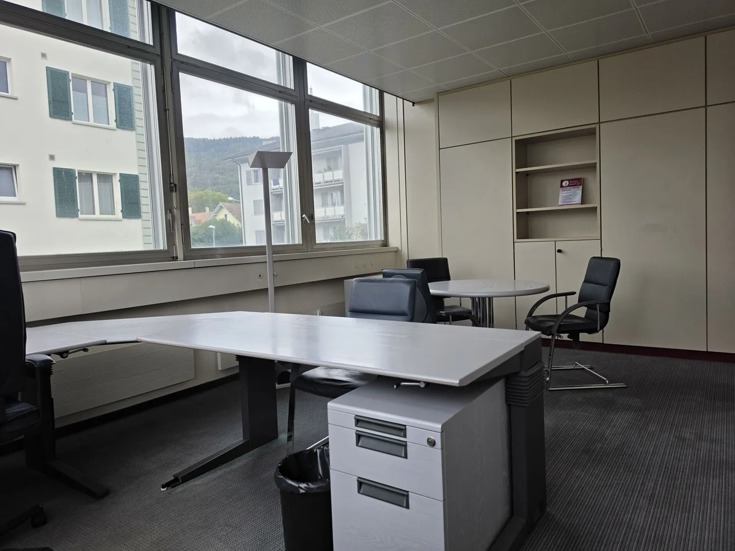 Espace pour vos idées d'affaires à Nidau - Bureaux flexibles de 12 à 40 m² - Photo 5 sur 10