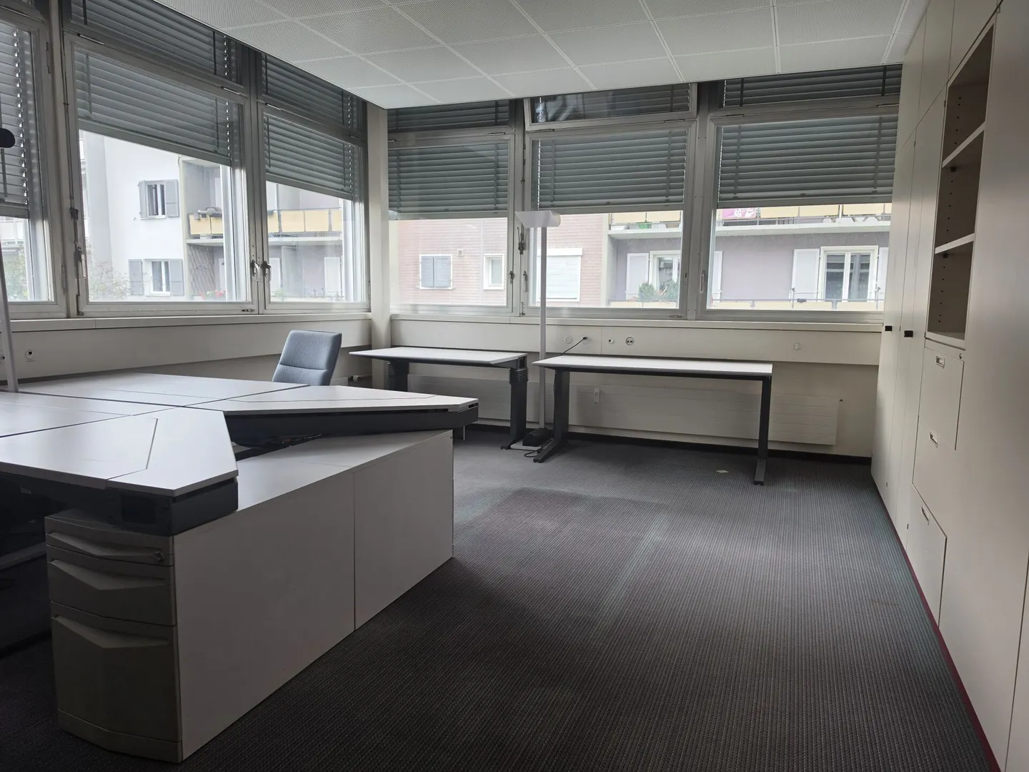 Espace pour vos idées d'affaires à Nidau - Bureaux flexibles de 12 à 40 m² - Photo 7 sur 10