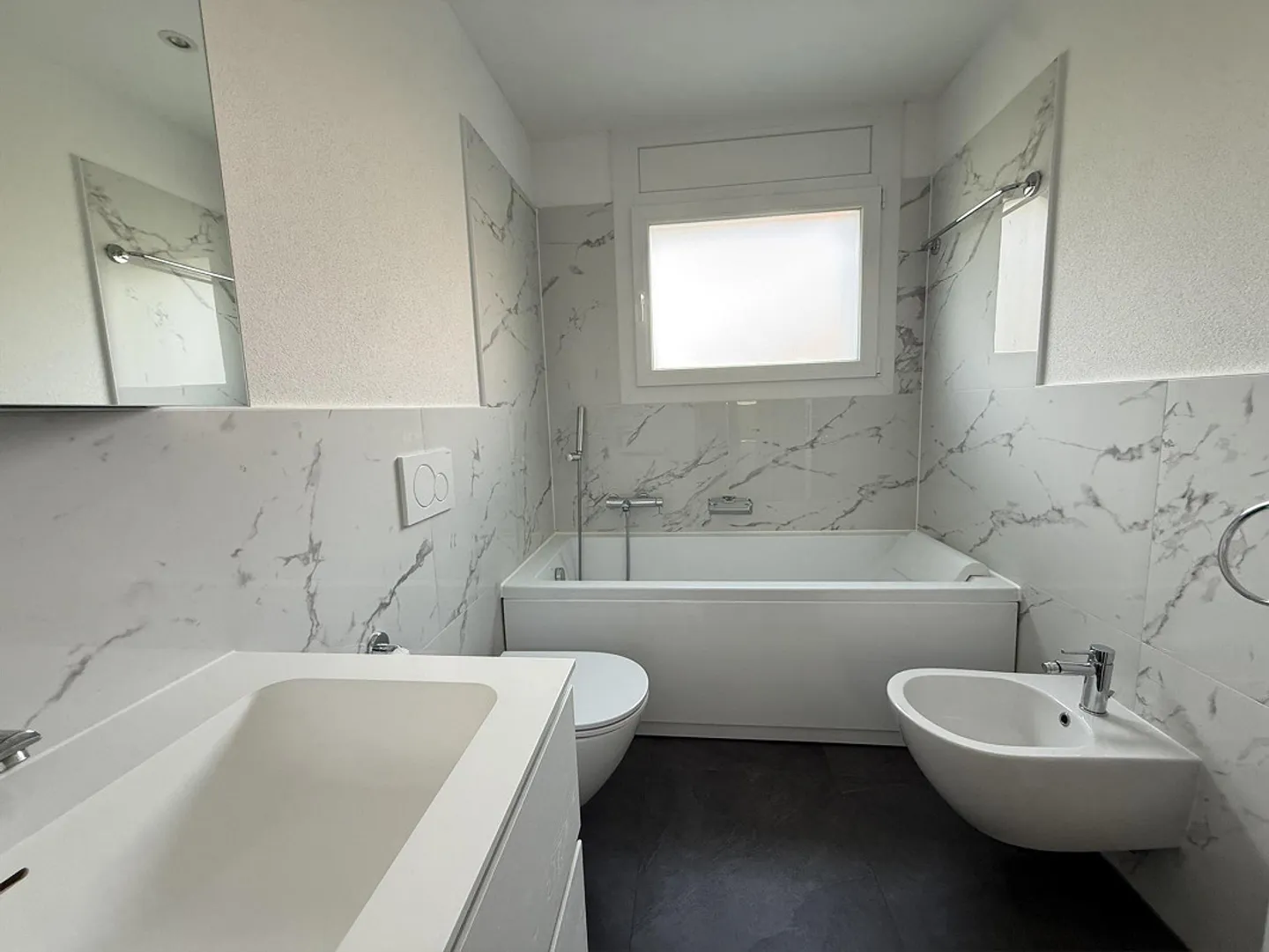 Apartment with 3.5 rooms, equipped with all comforts and garden - Photo 7 of 10