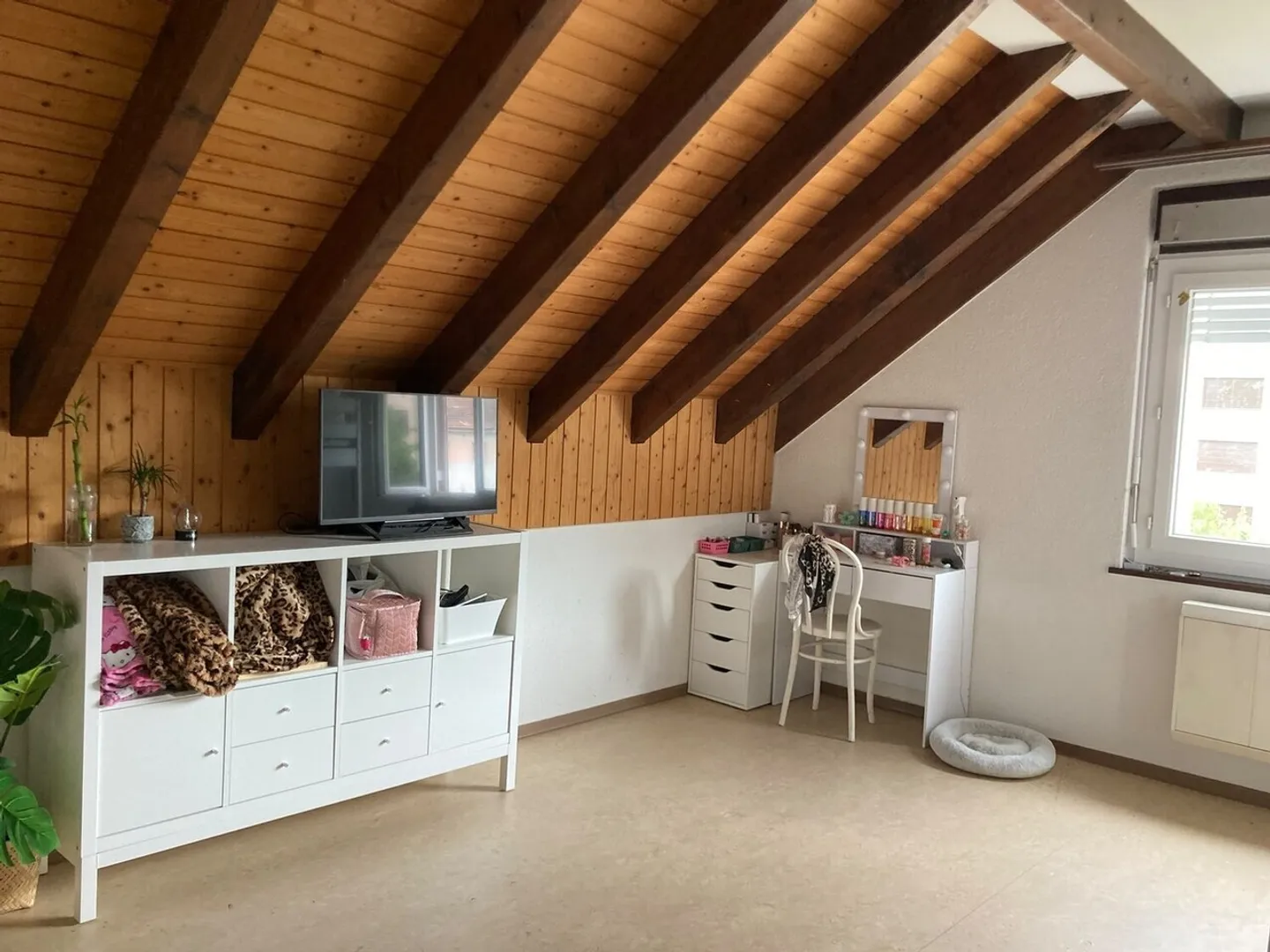 Ottimo appartamento duplex con camino - posizione ideale! - Foto 5 di 9