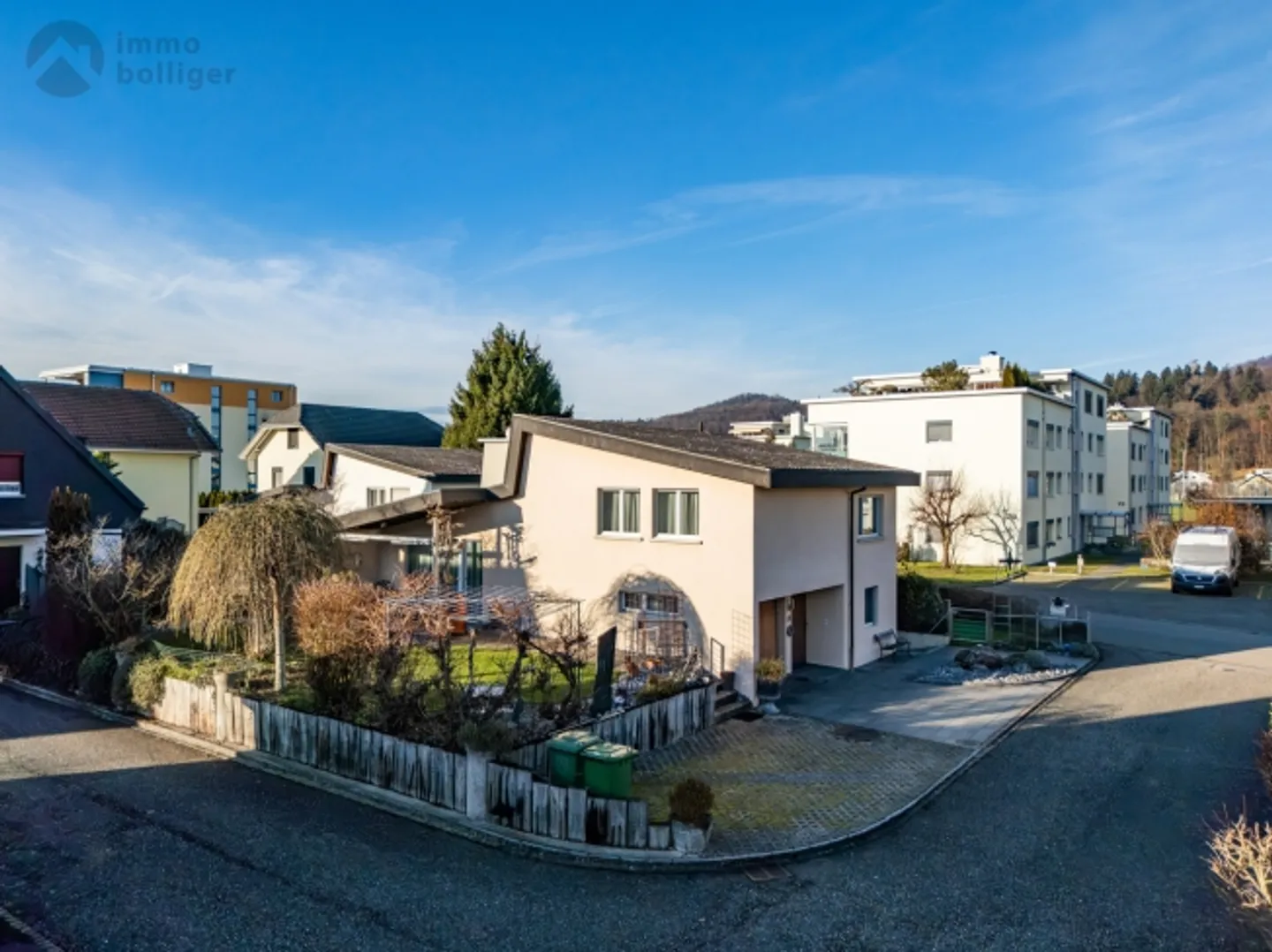 Vivere in tranquillità, connesso centralmente – La tua casa a Oftringen - Foto 1 di 14