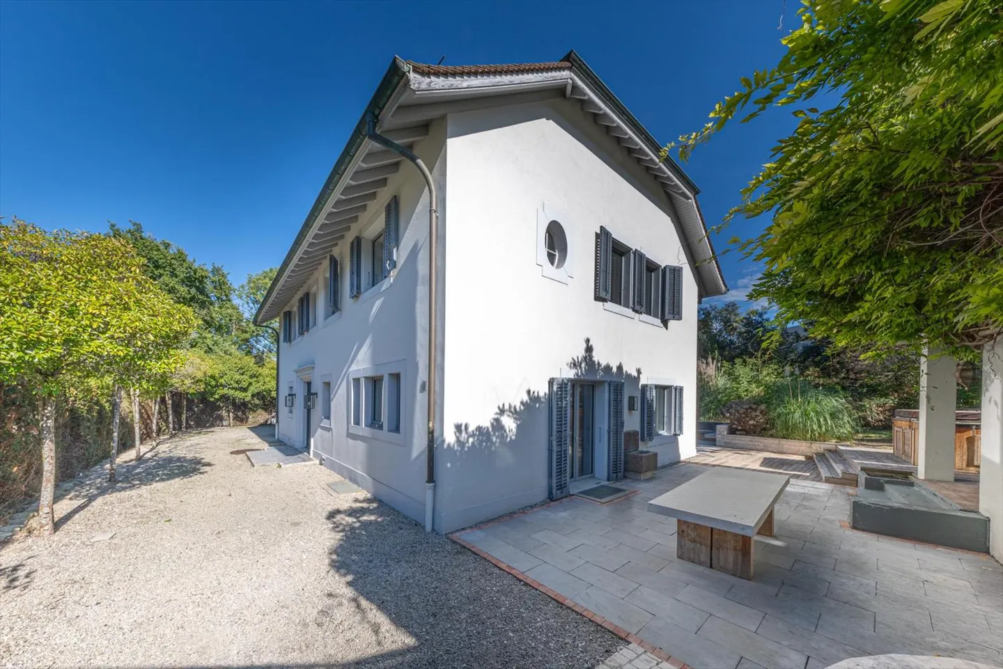 Beautiful bourgeois villa with character - Photo 1 of 13