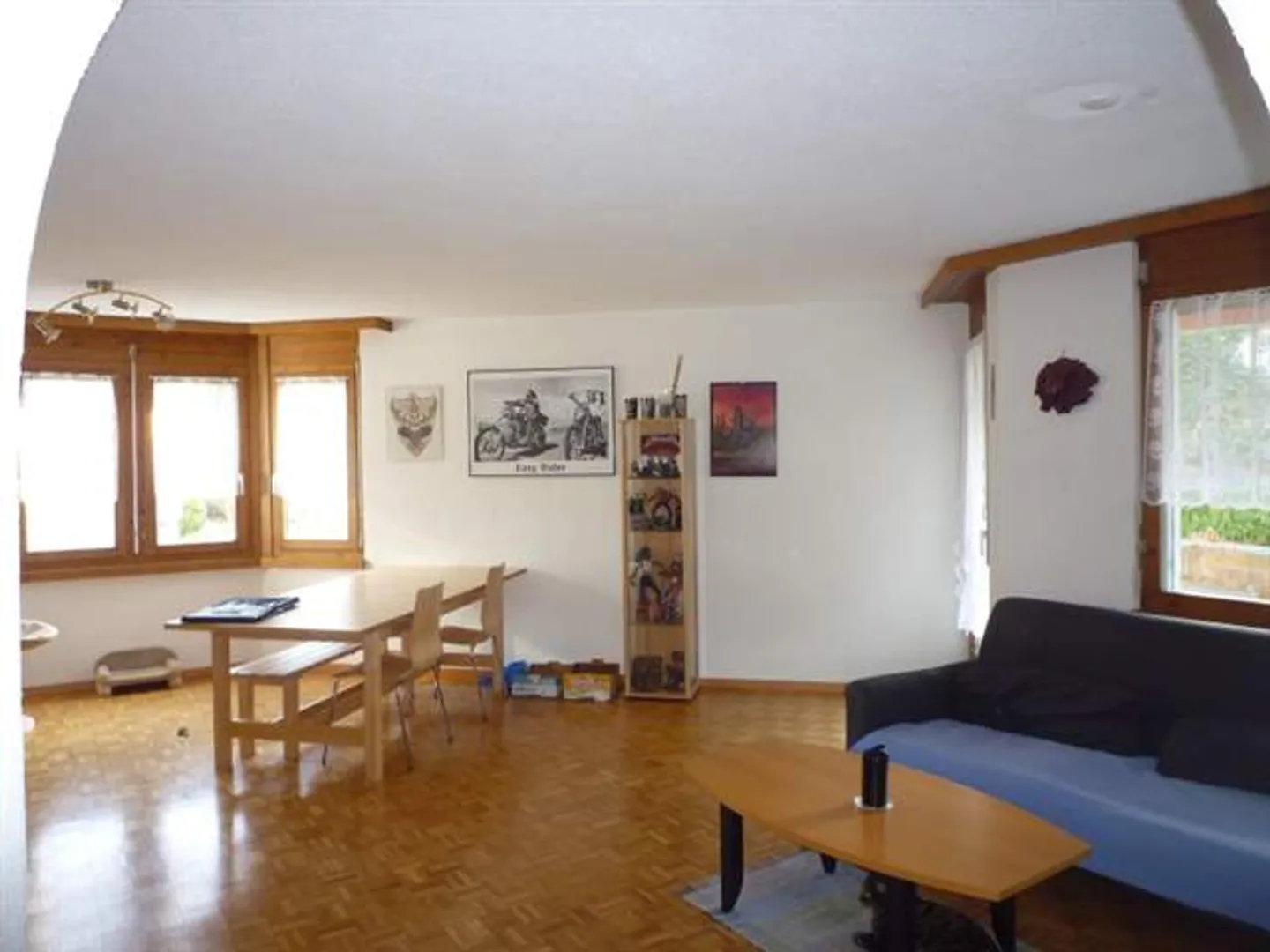Per 1.4. oder früher, sehr schöne 4.5 Zimmer-Wohnung - Foto 2 von 8