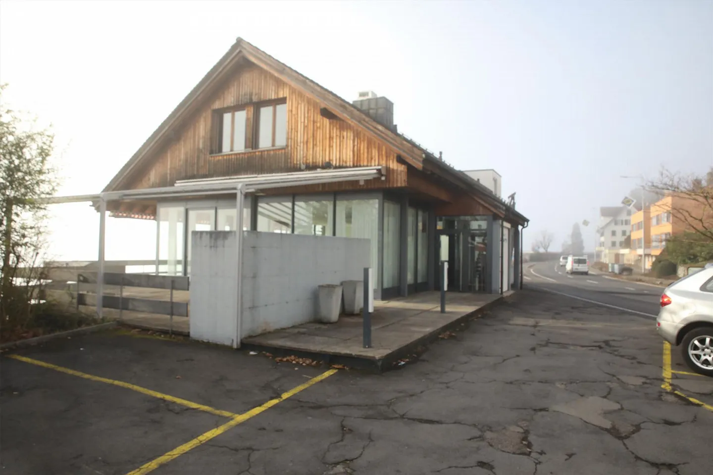 UN ESTATE DIRETTAMENTE AL LAGO - TEMPORANEA - Appartamento 4,5 stanze - Foto 12 di 15