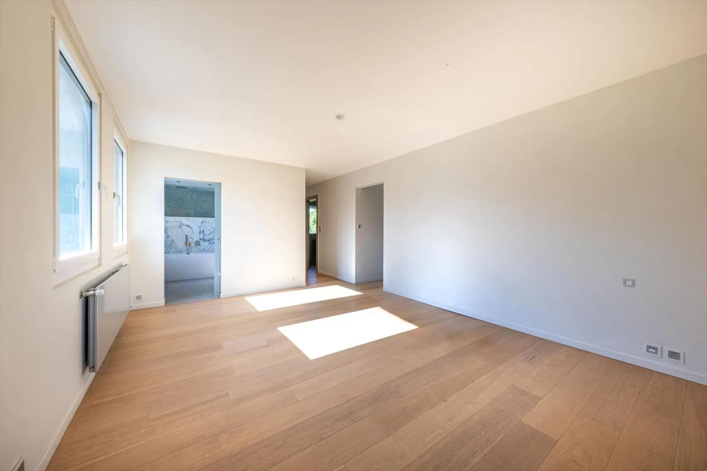 Beautiful bourgeois villa with character - Photo 7 of 13