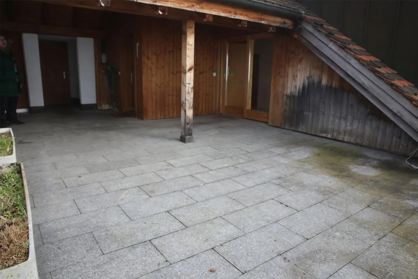 UN ESTATE DIRETTAMENTE AL LAGO - TEMPORANEA - Appartamento 4,5 stanze - Foto 14 di 15