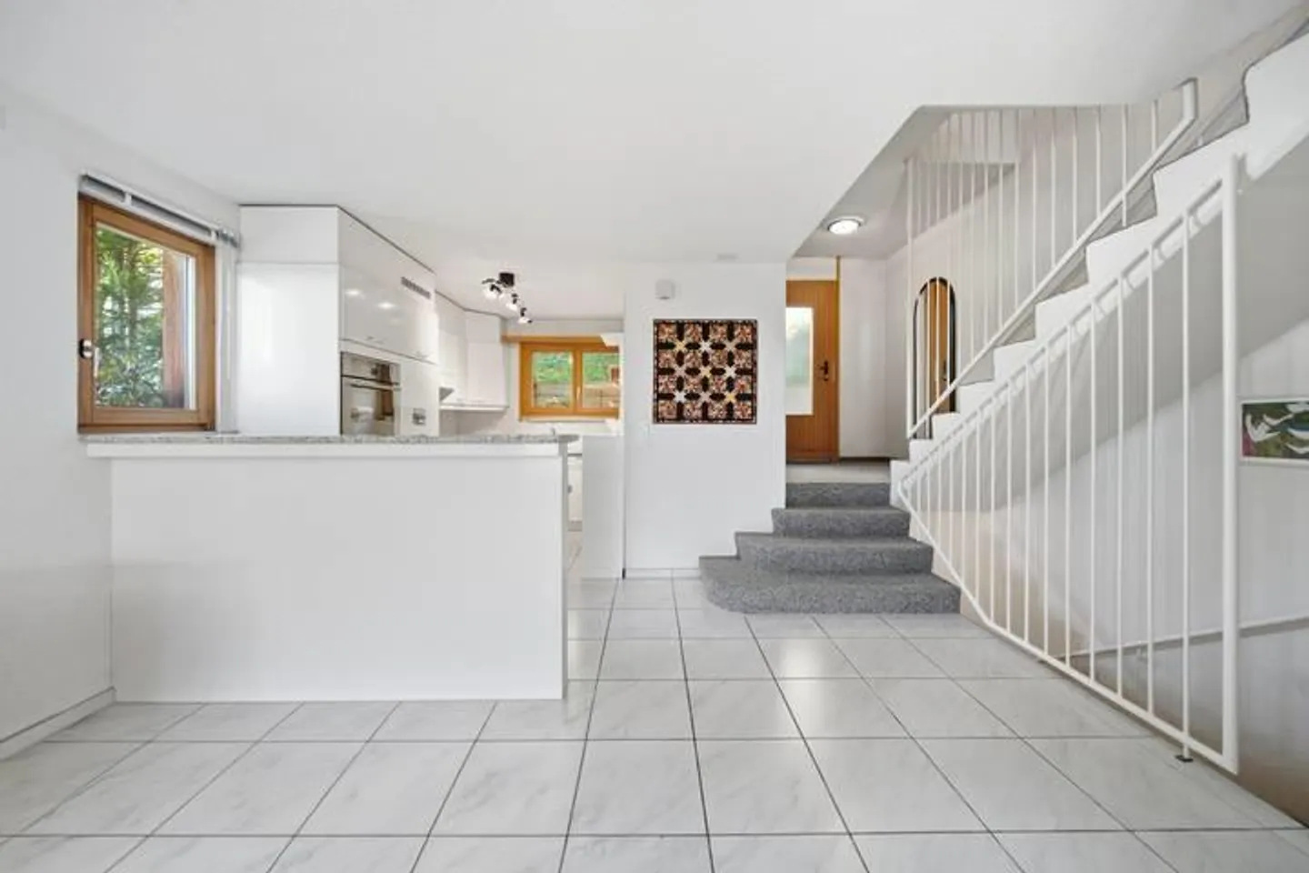 Charming House in a Quiet Location Near Lake Thun - Photo 6 of 9