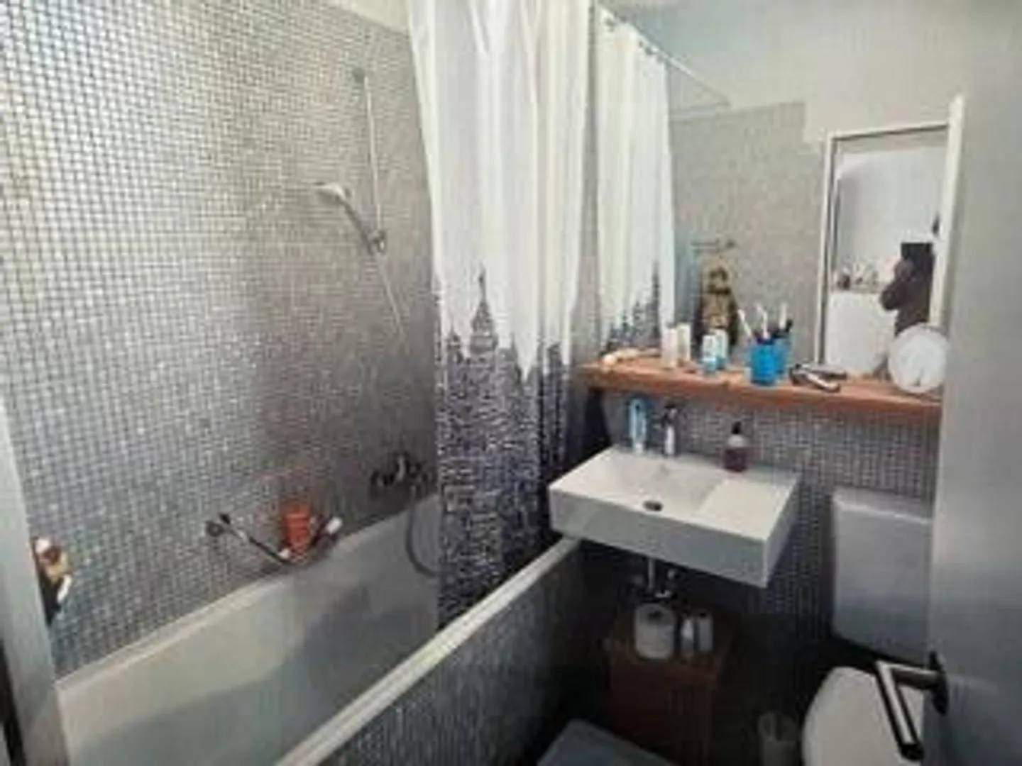 Belle maison entièrement rénovée avec grand jardin - Photo 10 sur 10