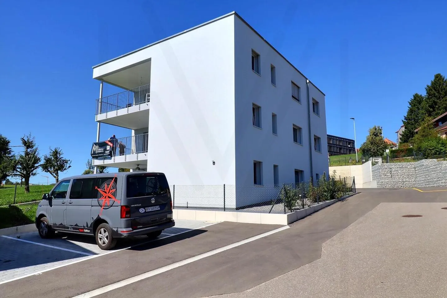 4.5-room apartment in a small residential PPE of 3 units - Photo 8 of 11