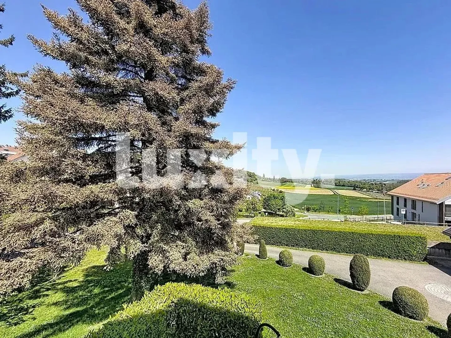 Belle Appartement de Villa - Espaces Spacieux et Emplacement Privilégié - Photo 8 sur 8