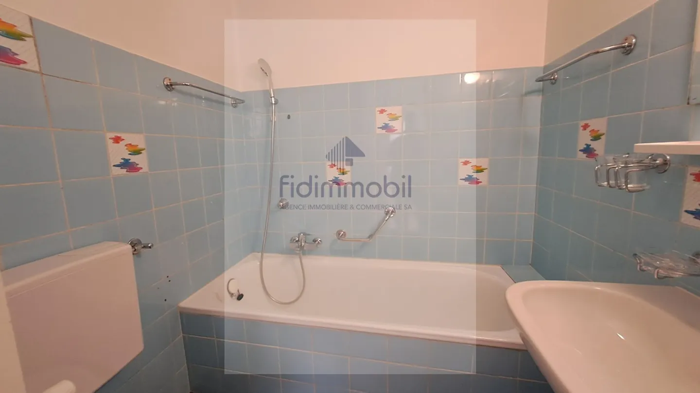 For rent, 2 rooms, Combe-Grieurin 37b, La Chaux-de-Fonds - Photo 5 of 5