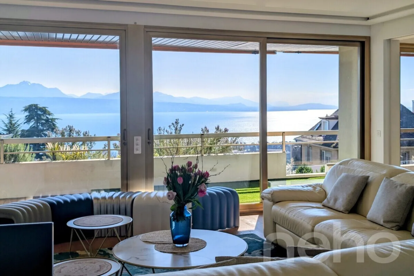 Spacious Apartment with Lake View - Photo 5 of 12