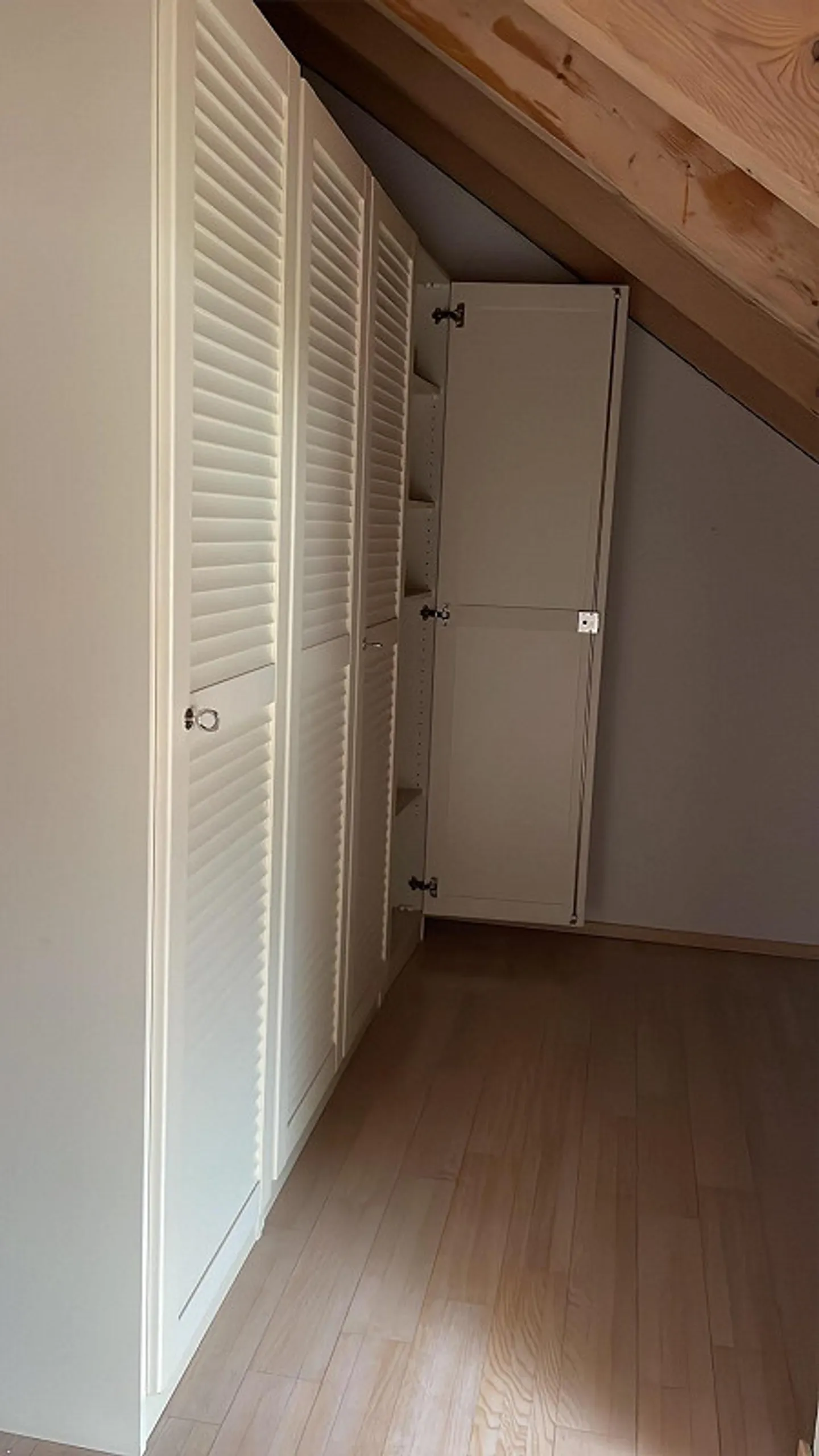 Bright maisonette apartment with charm, parking space and plenty of storage - Photo 6 of 9