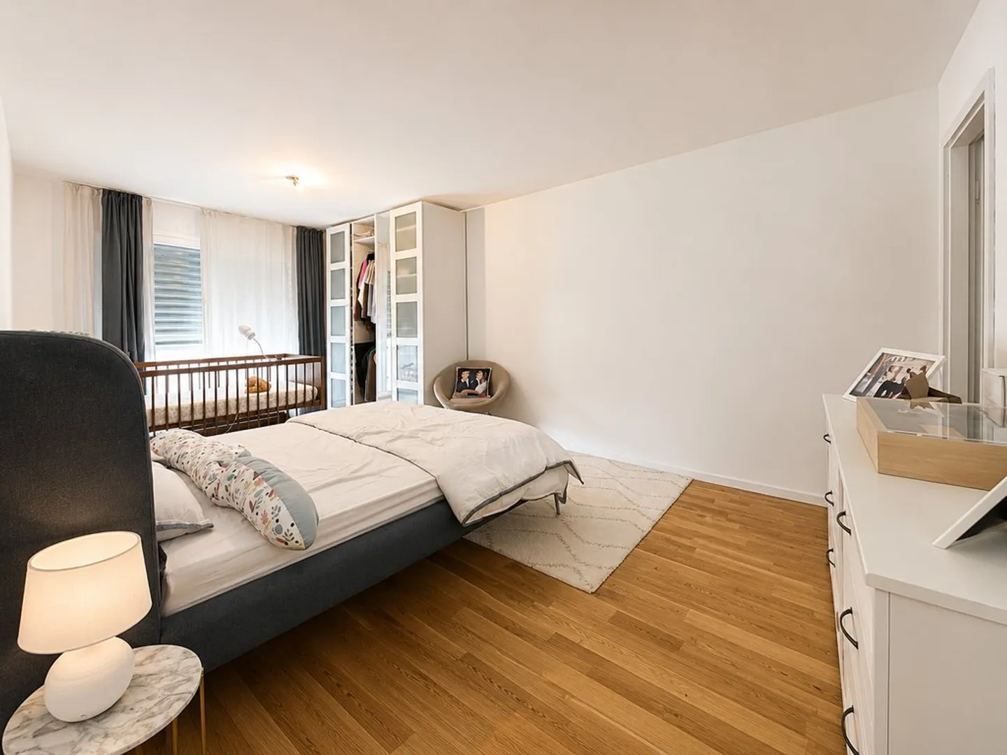 Geräumige 4.5-Zimmer-Wohnung - Foto 3 von 9