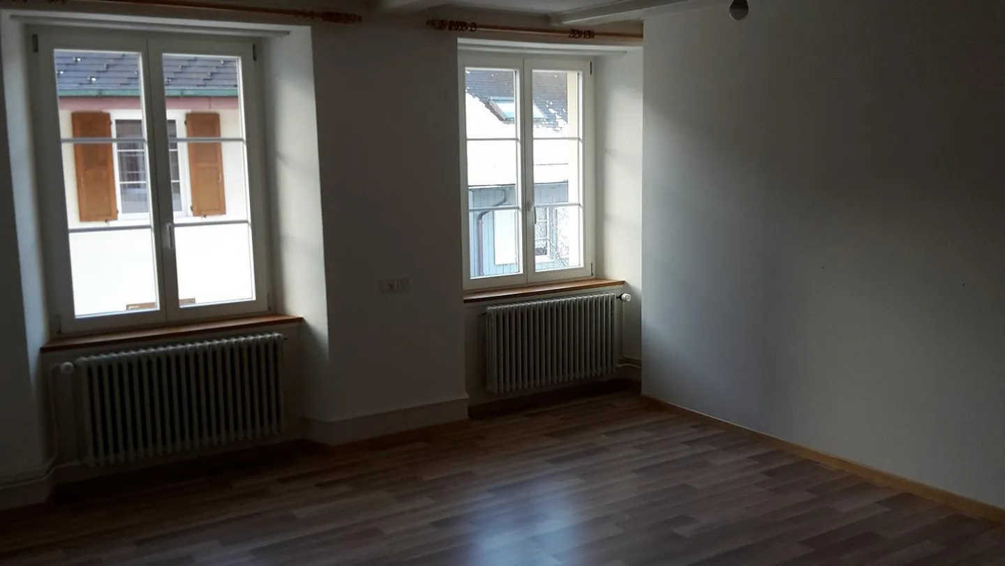 Wohnung in Zweifamilienhaus Nähe Dorfplatz - Foto 5 von 14