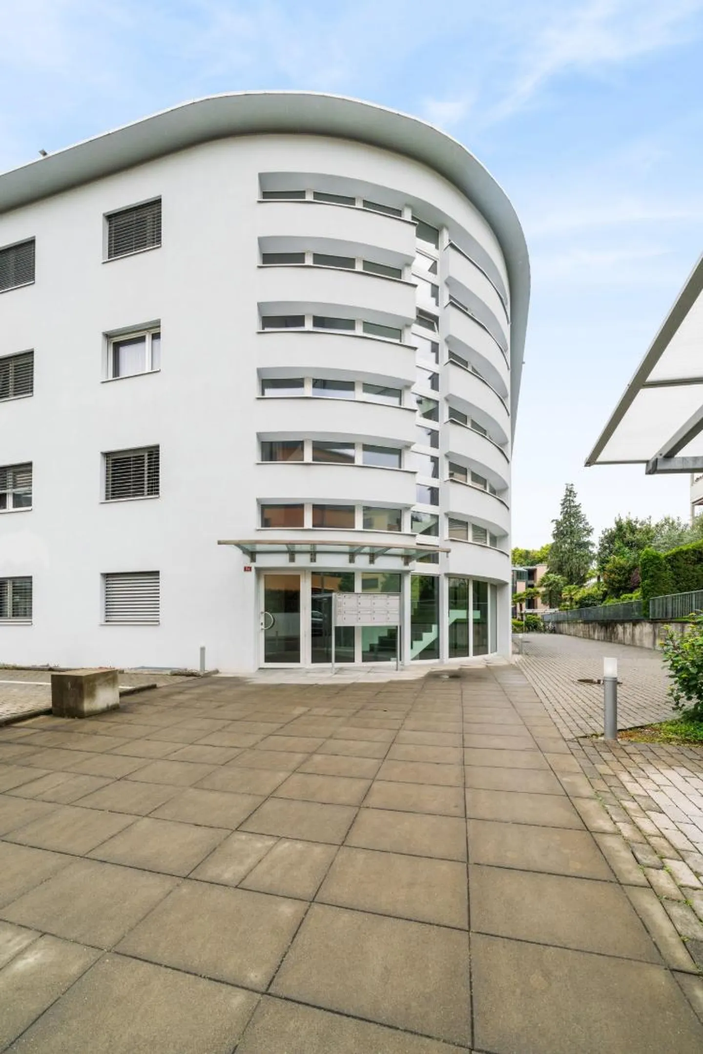 Ideal neighborhood for everything - Photo 1 of 11