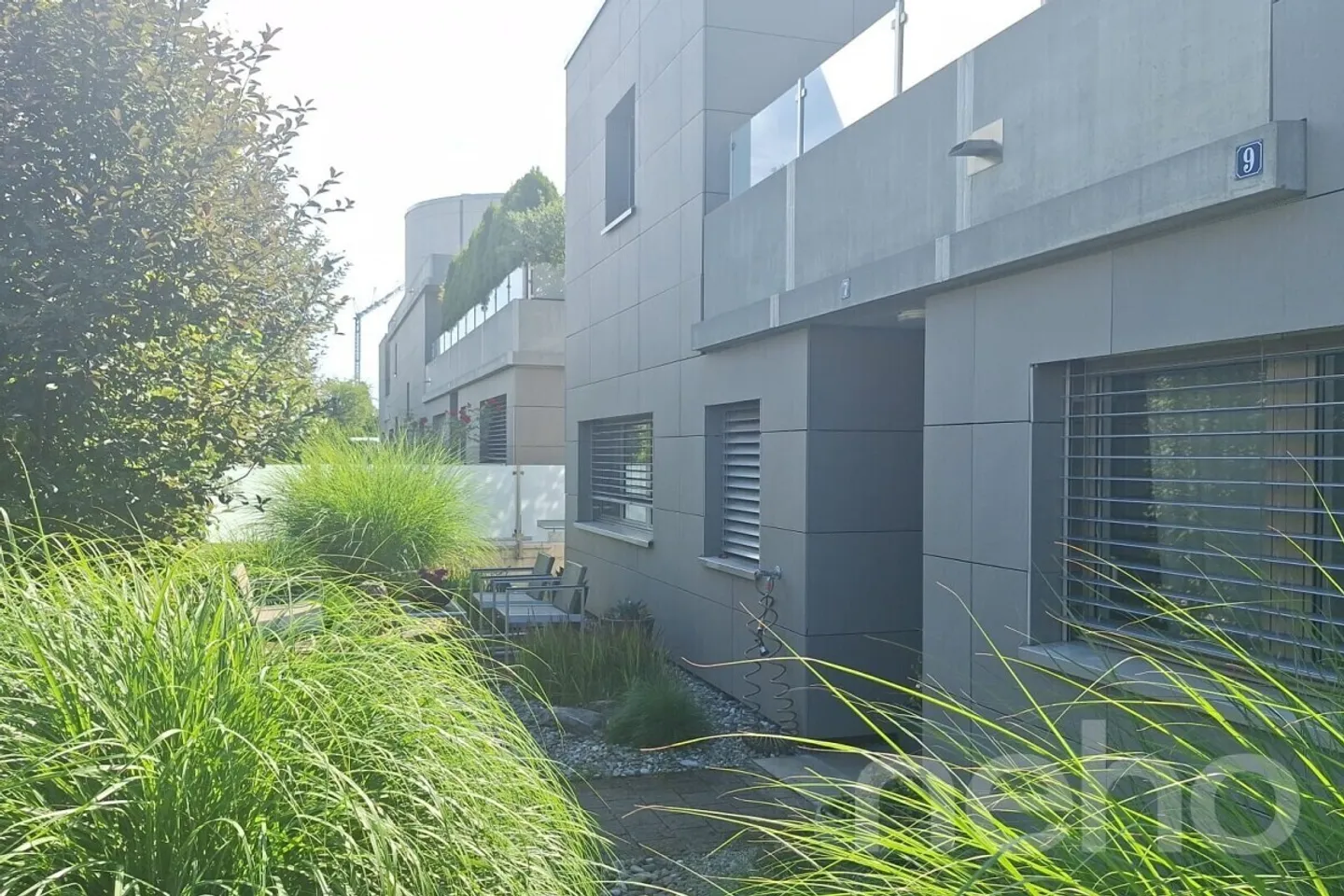 Modernes 5.5 Zimmer Reiheneckhaus mit Garten und Sauna - Photo 1 of 13