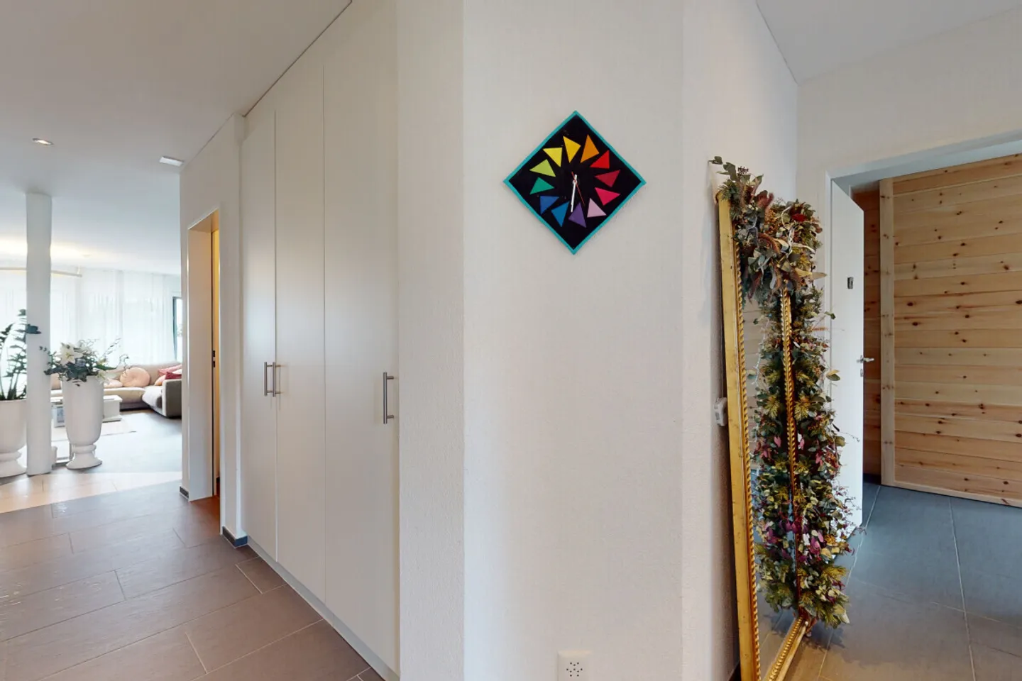 Modernes 5.5 Zimmer Reiheneckhaus mit Garten und Sauna - Photo 7 of 13