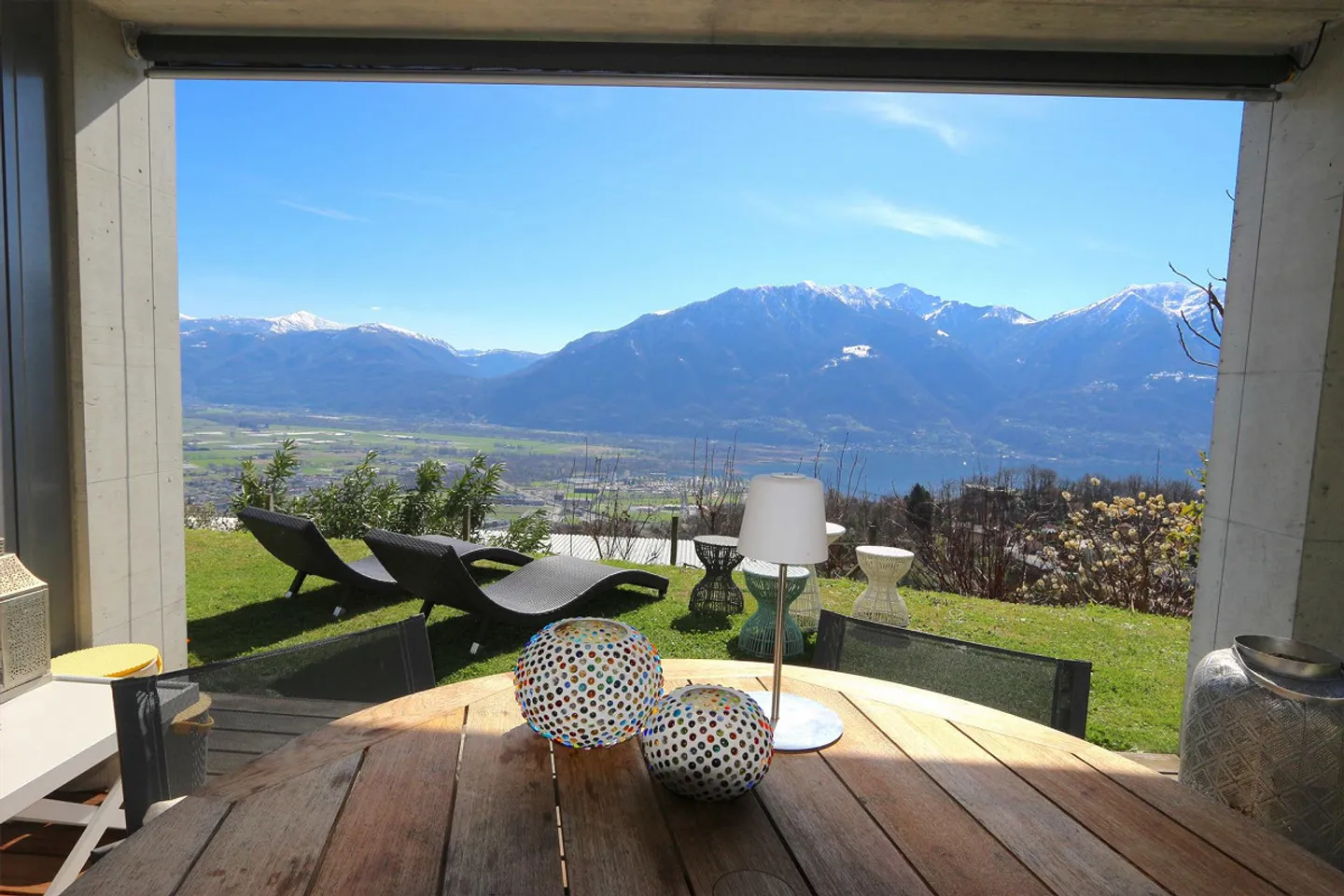 Appartamento esclusivo con vista lago, giardino, terrazza, 1° o 2° residenza - Foto 1 di 20