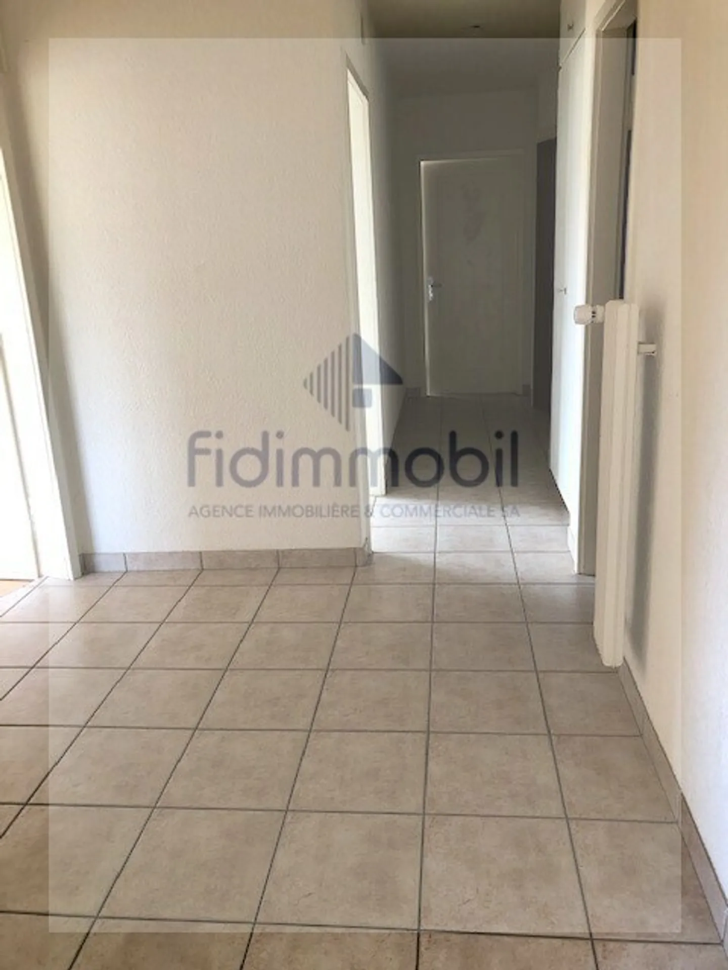 Appartamento 4 locali - Foto 6 di 7