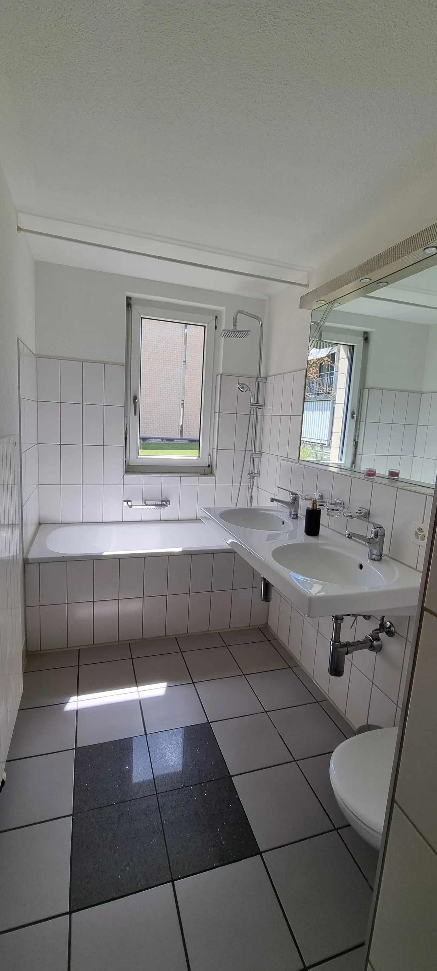 Bright 3.5-room apartment with large balcony - Photo 6 of 9