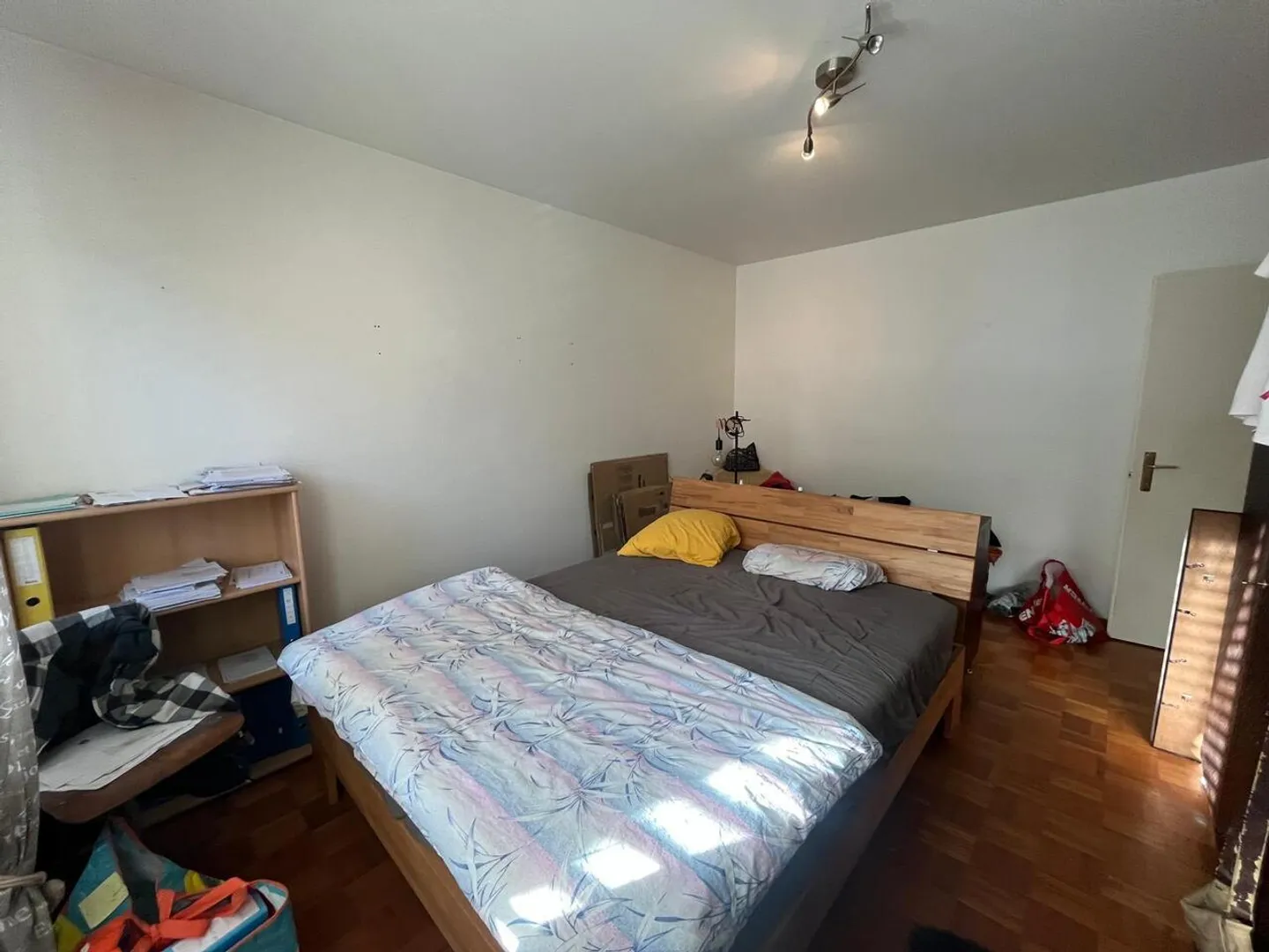 Appartamento di 4,5 locali con terrazza e vicino alla stazione - Foto 9 di 16