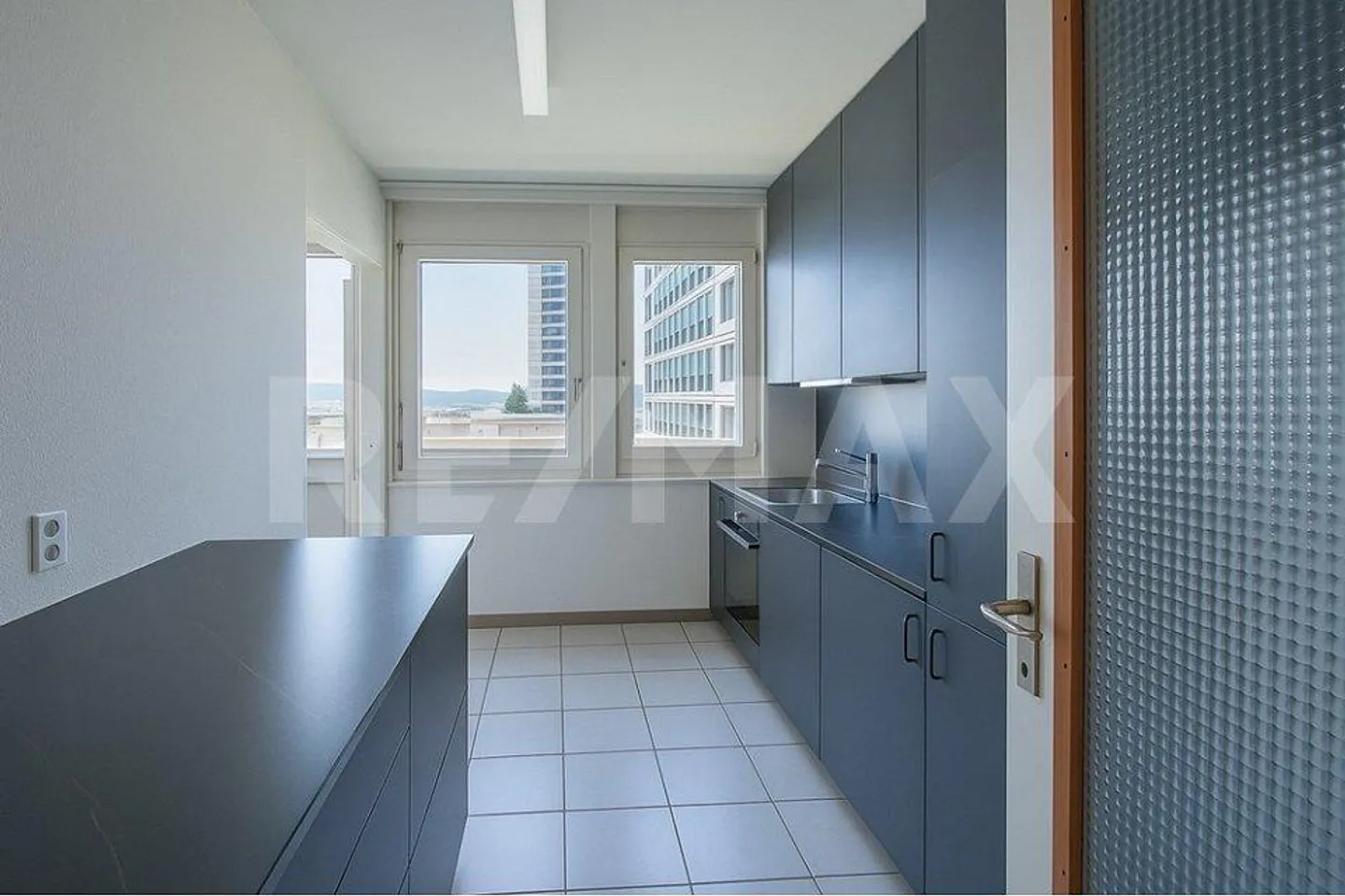 2.5 Room Apartment - Photo 4 of 9