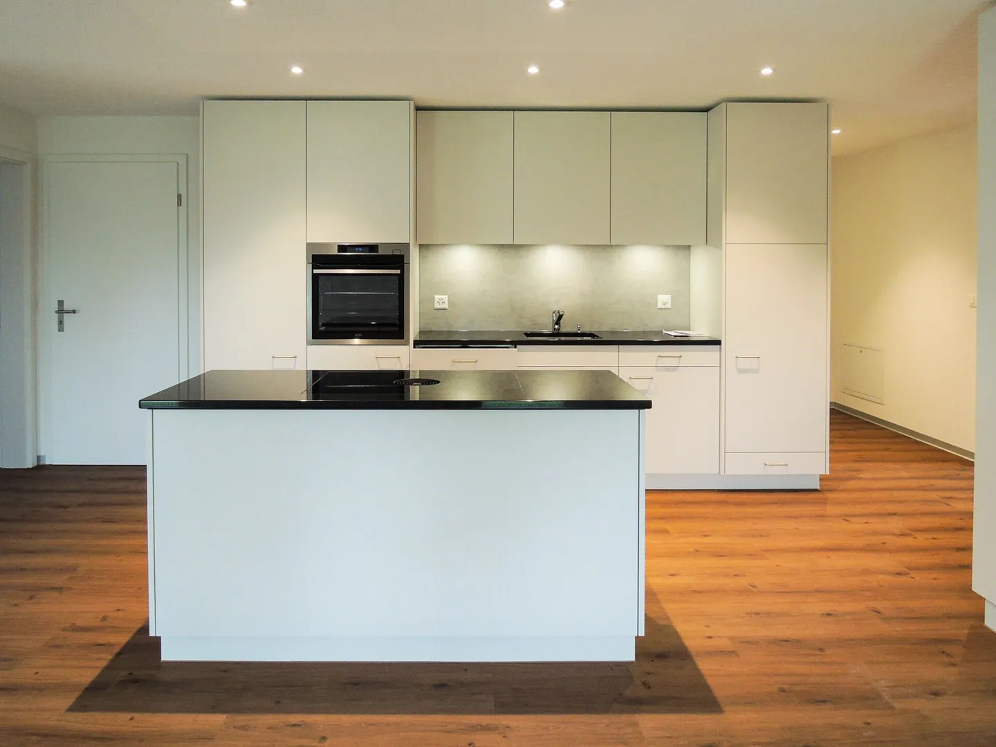 Appartamento moderno di 4,5 stanze in affitto - Foto 2 di 10