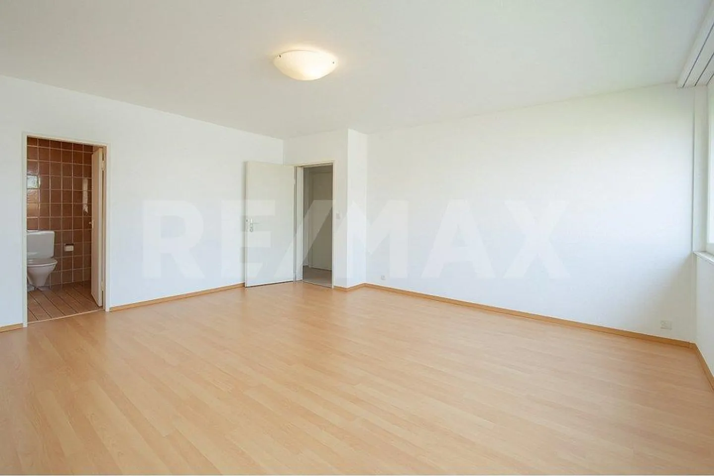 2.5 Room Apartment - Photo 6 of 9