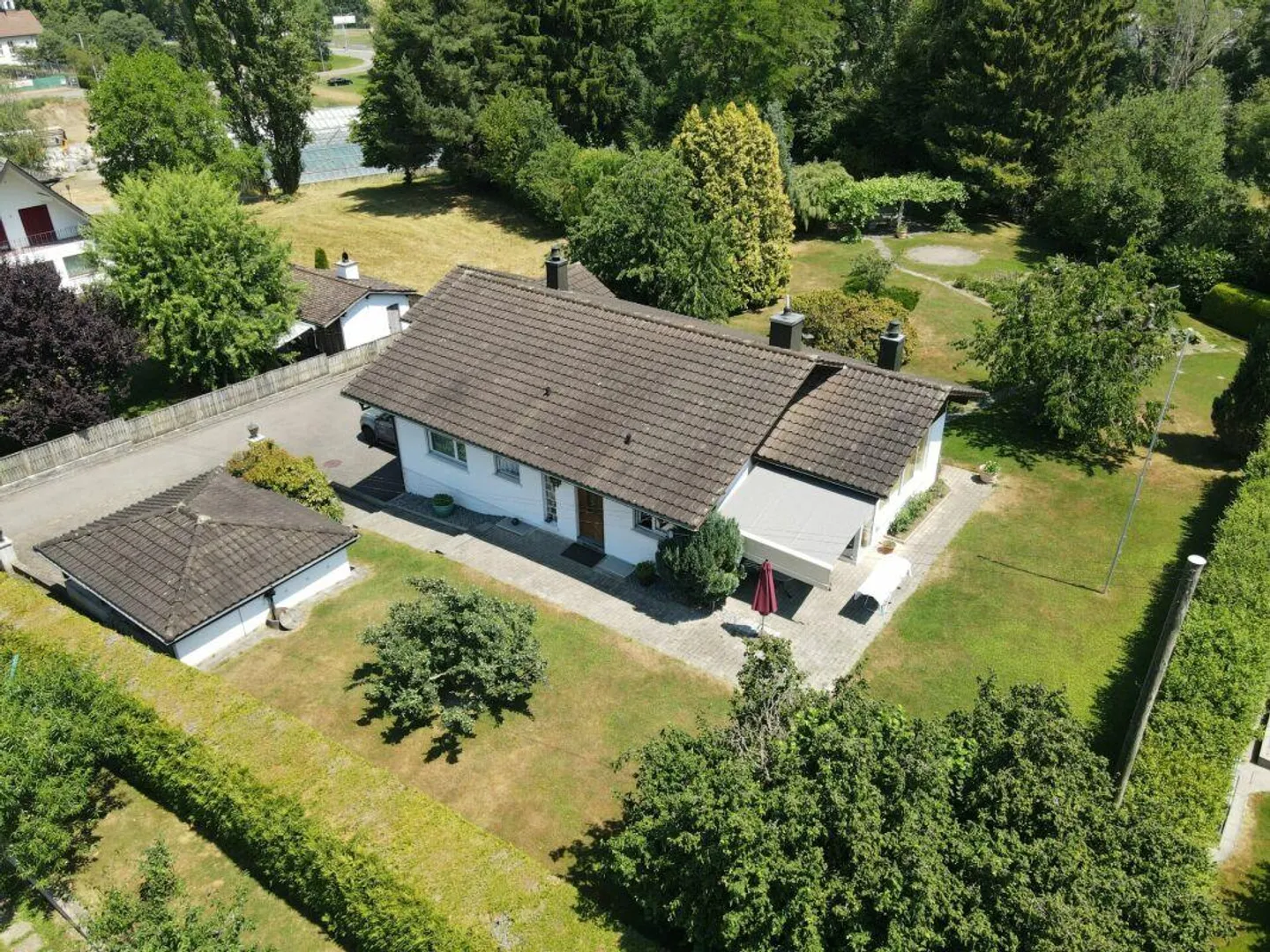 Un paradis de jardin avec maison individuelle : nature, espace et qualité de vie... - Photo 1 sur 22