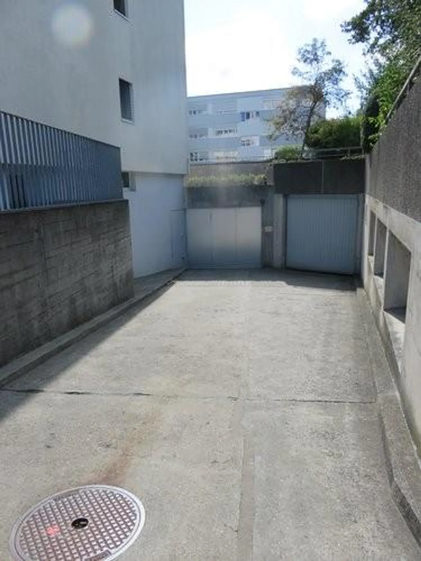 Stöckacker: Parking space for rent - Photo 2 of 4