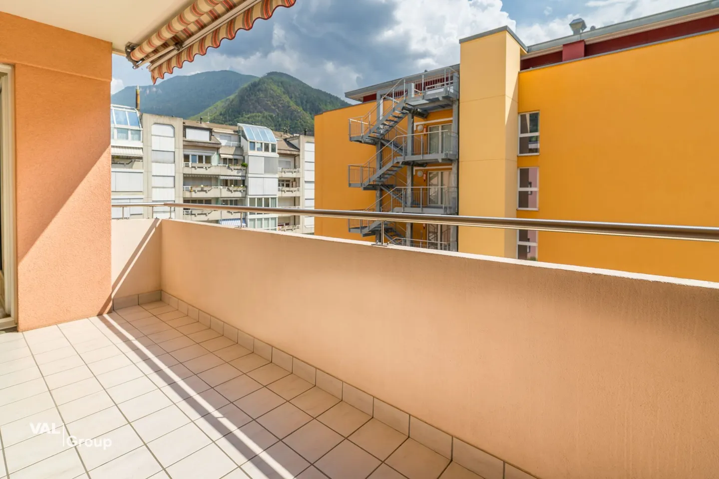 Central 3.5-Room Apartment in Visp - Photo 12 of 13