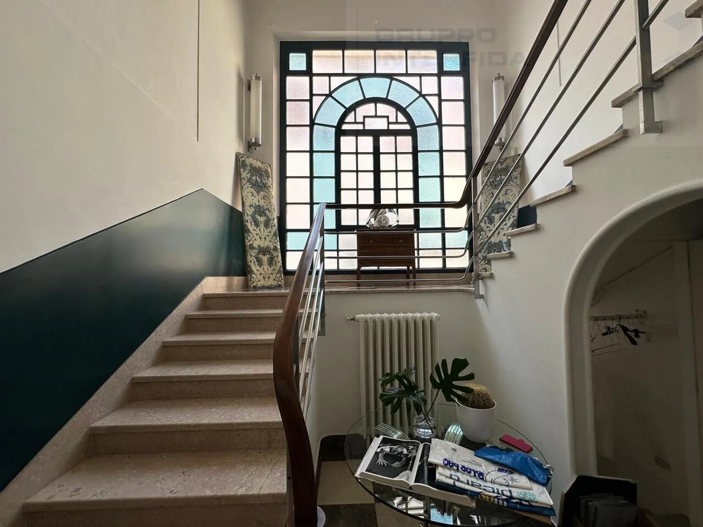 SPACIOUS ELEGANT APARTMENT WITH TERRACE - Photo 4 of 20