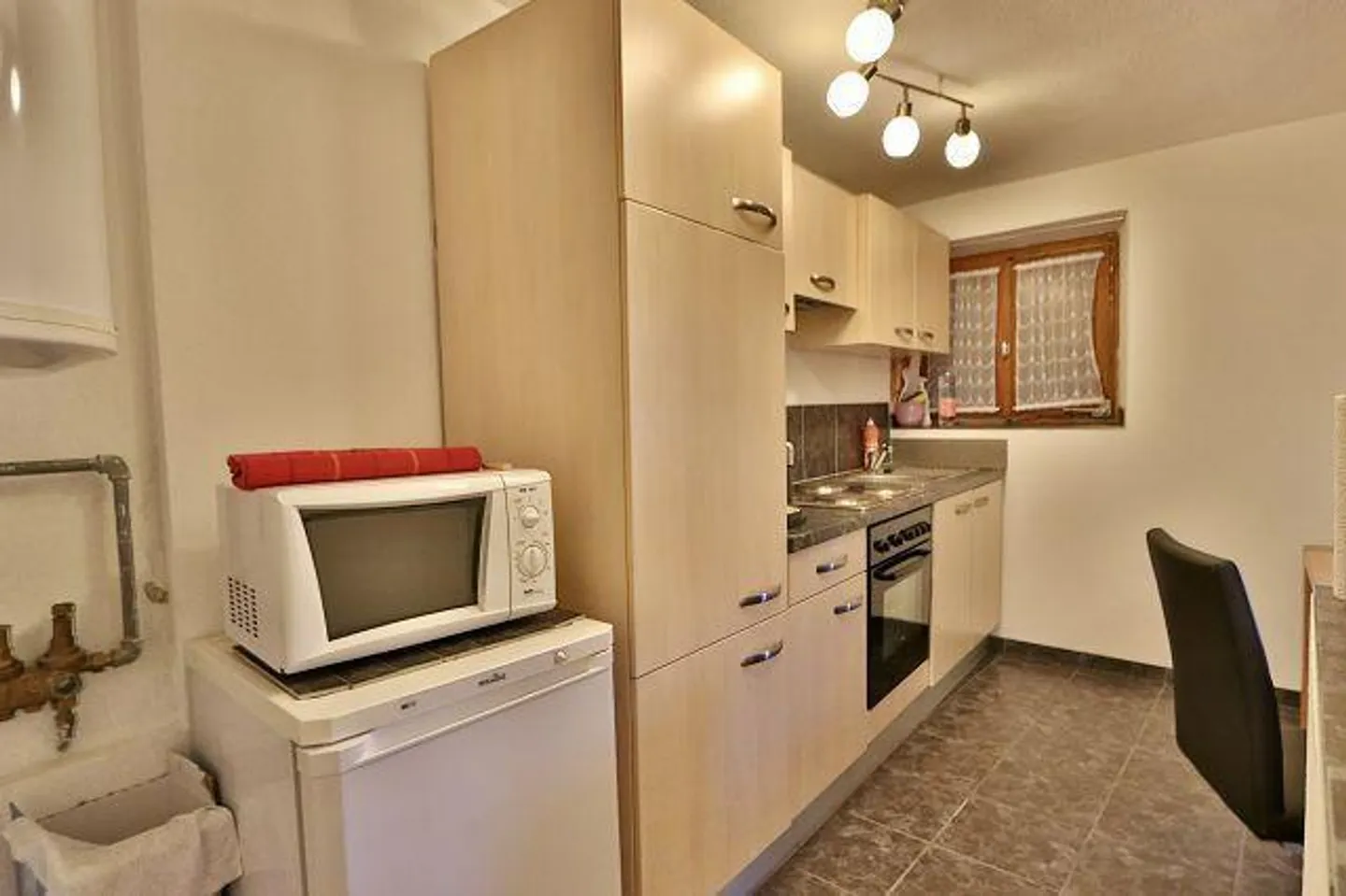 3-Room House with Rustico to Expand in a Very Sunny, Quiet Location - Photo 6 of 30