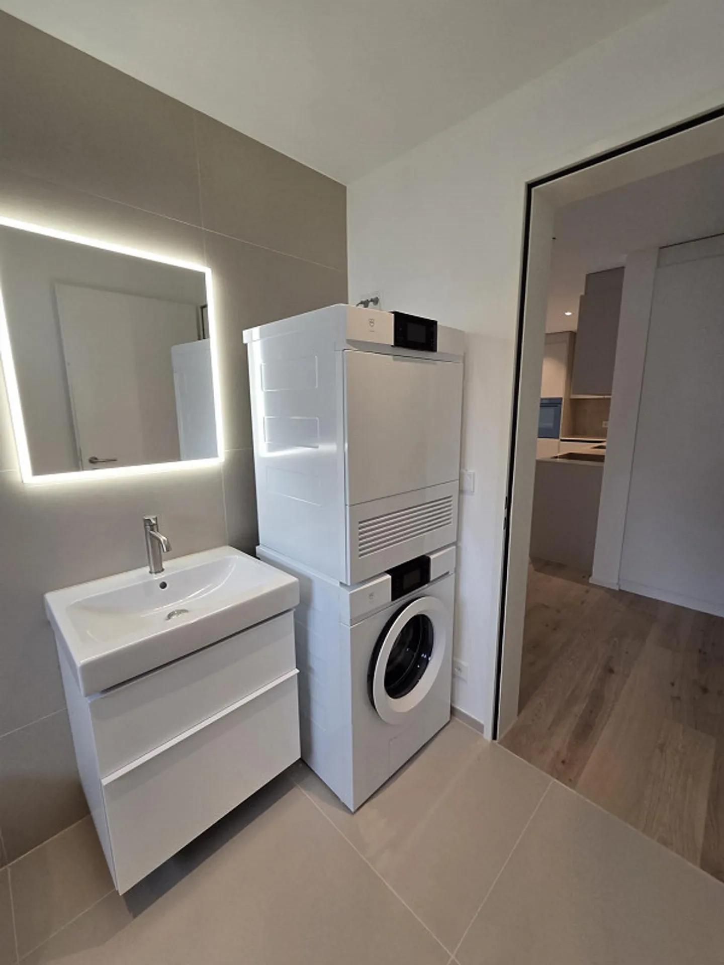 Appartement moderne de 3,5 pièces dans un emplacement calme - Photo 6 sur 12