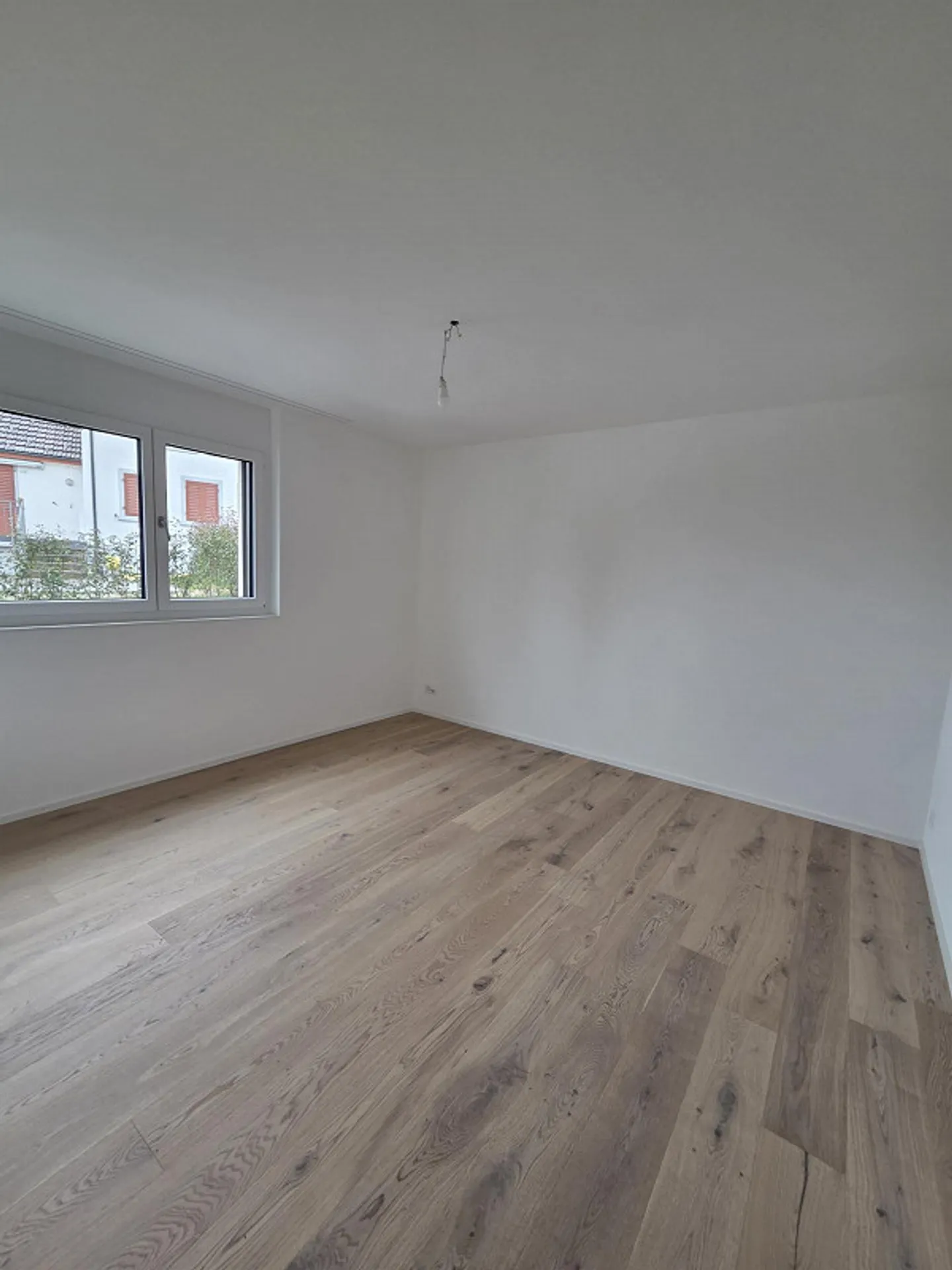 Appartement moderne de 3,5 pièces dans un emplacement calme - Photo 7 sur 12