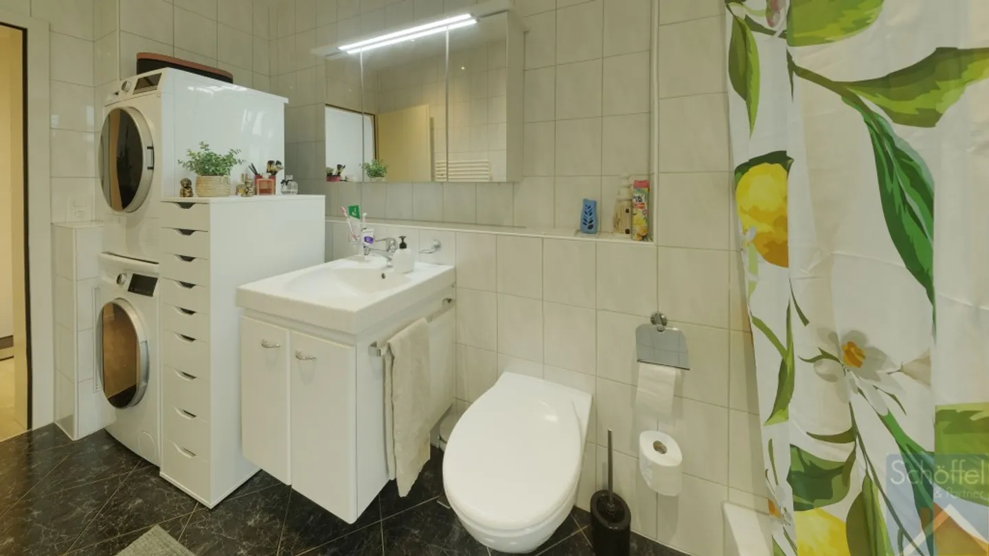 Incantevole appartamento luminoso e spazioso di 3,5 stanze a Neuhausen am Rheinfall - Foto 7 di 9