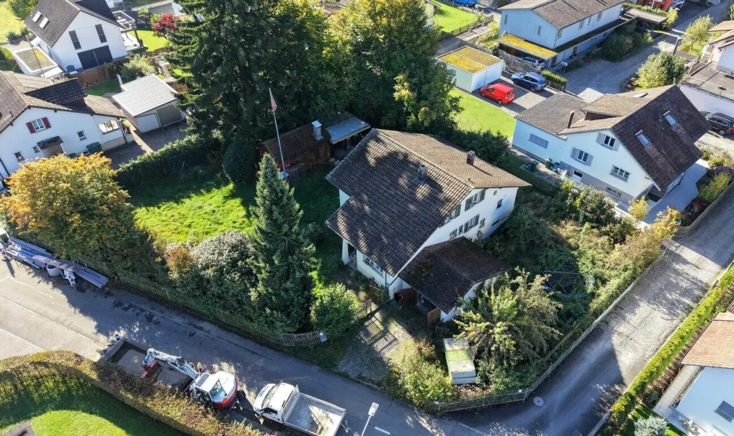 Potentiel de développement : terrain à bâtir avec structure existante - Photo 1 sur 5