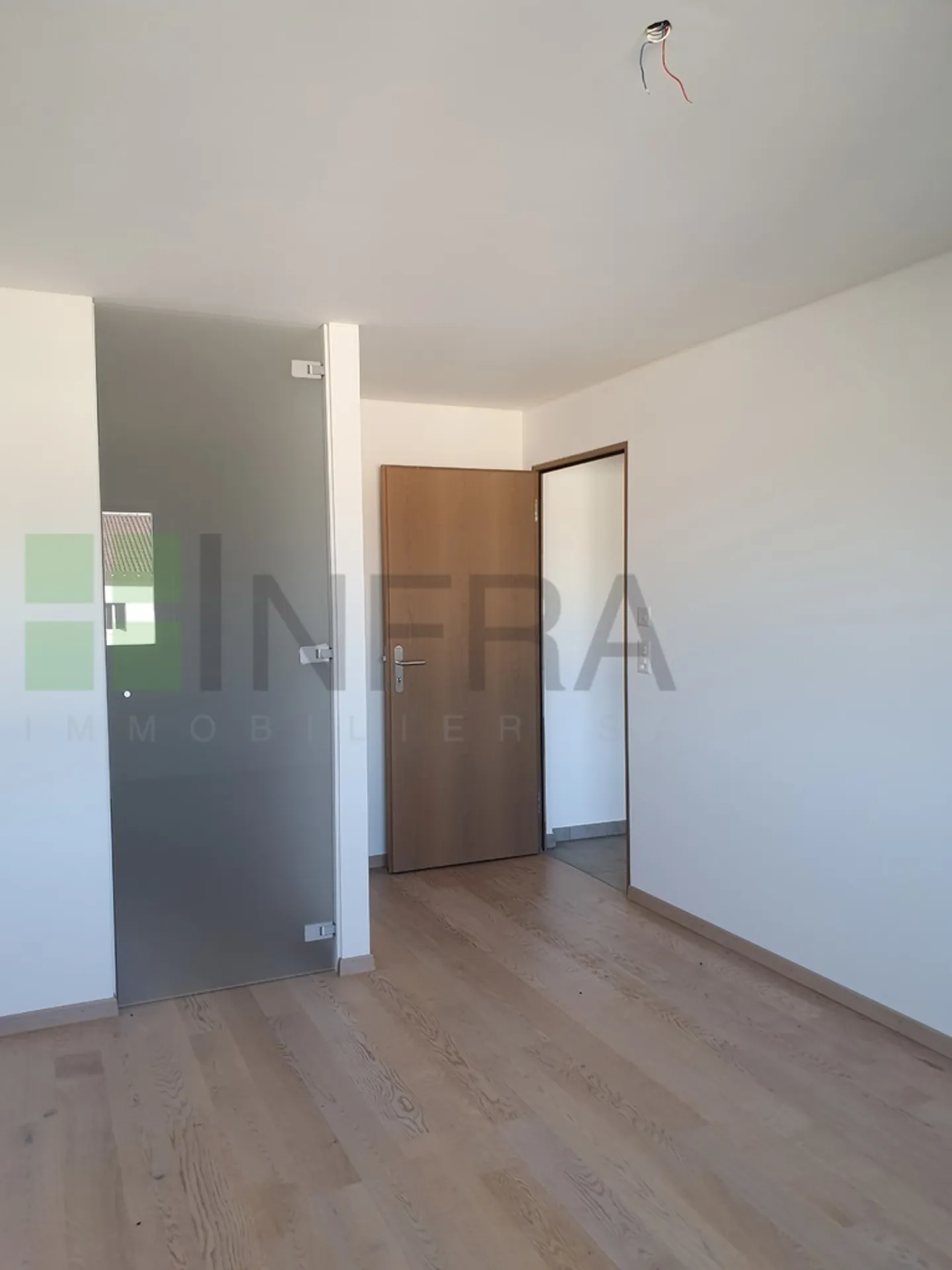 Appartamento moderno di 98 m2, 4 stanze al 1° piano senza ascensore - Foto 4 di 14