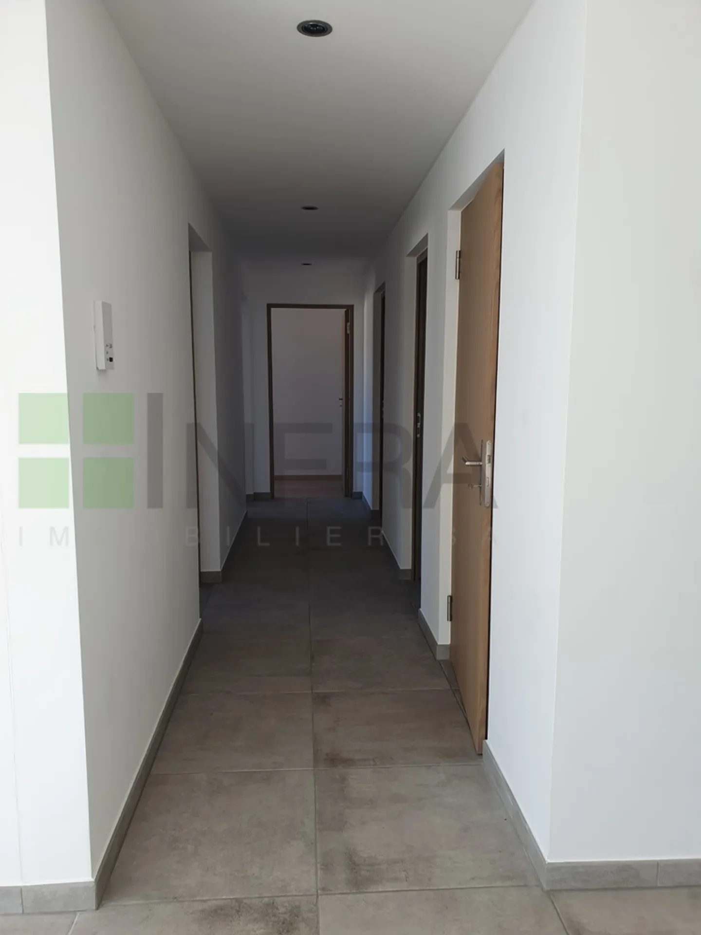 Appartamento moderno di 98 m2, 4 stanze al 1° piano senza ascensore - Foto 10 di 14