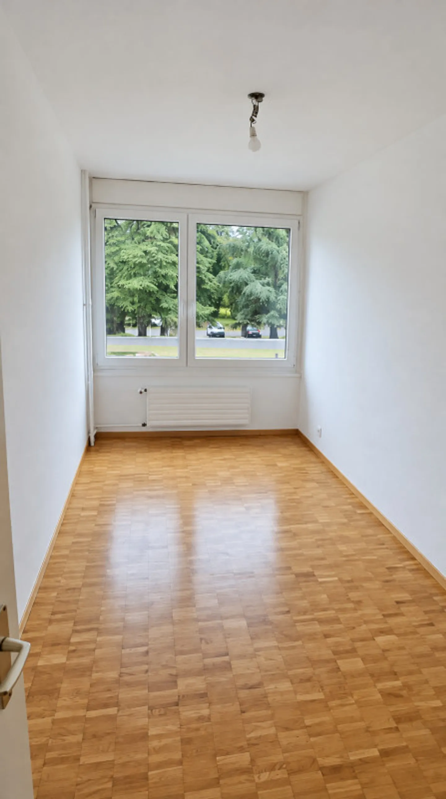 BEAUTIFUL 4-ROOM APARTMENT IN MEYRIN - Photo 6 of 7