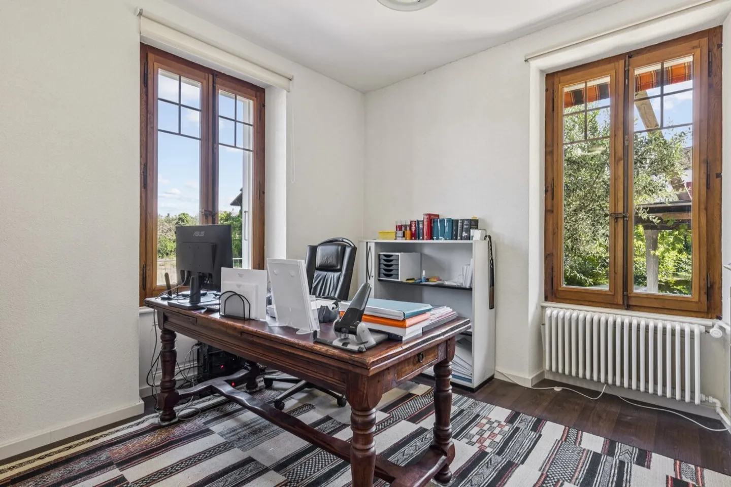 8-Zimmer-Haus in der Nähe des Bahnhofs und des Zentrums - Foto 6 von 14