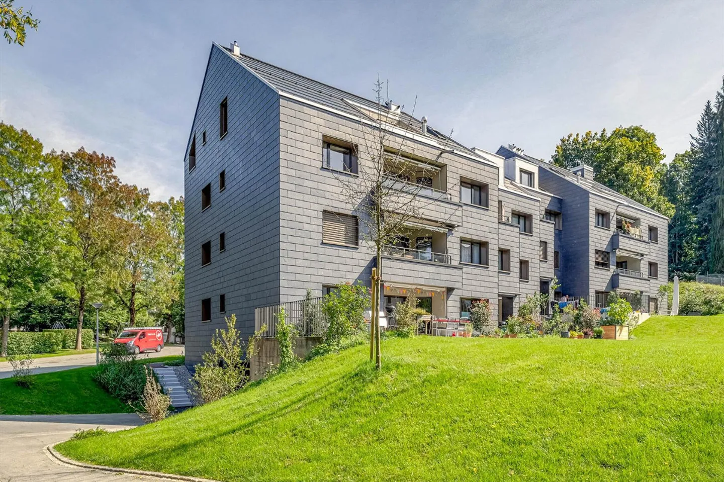 Moderno - adatto alle famiglie - nel Riethüsli - Foto 1 di 12