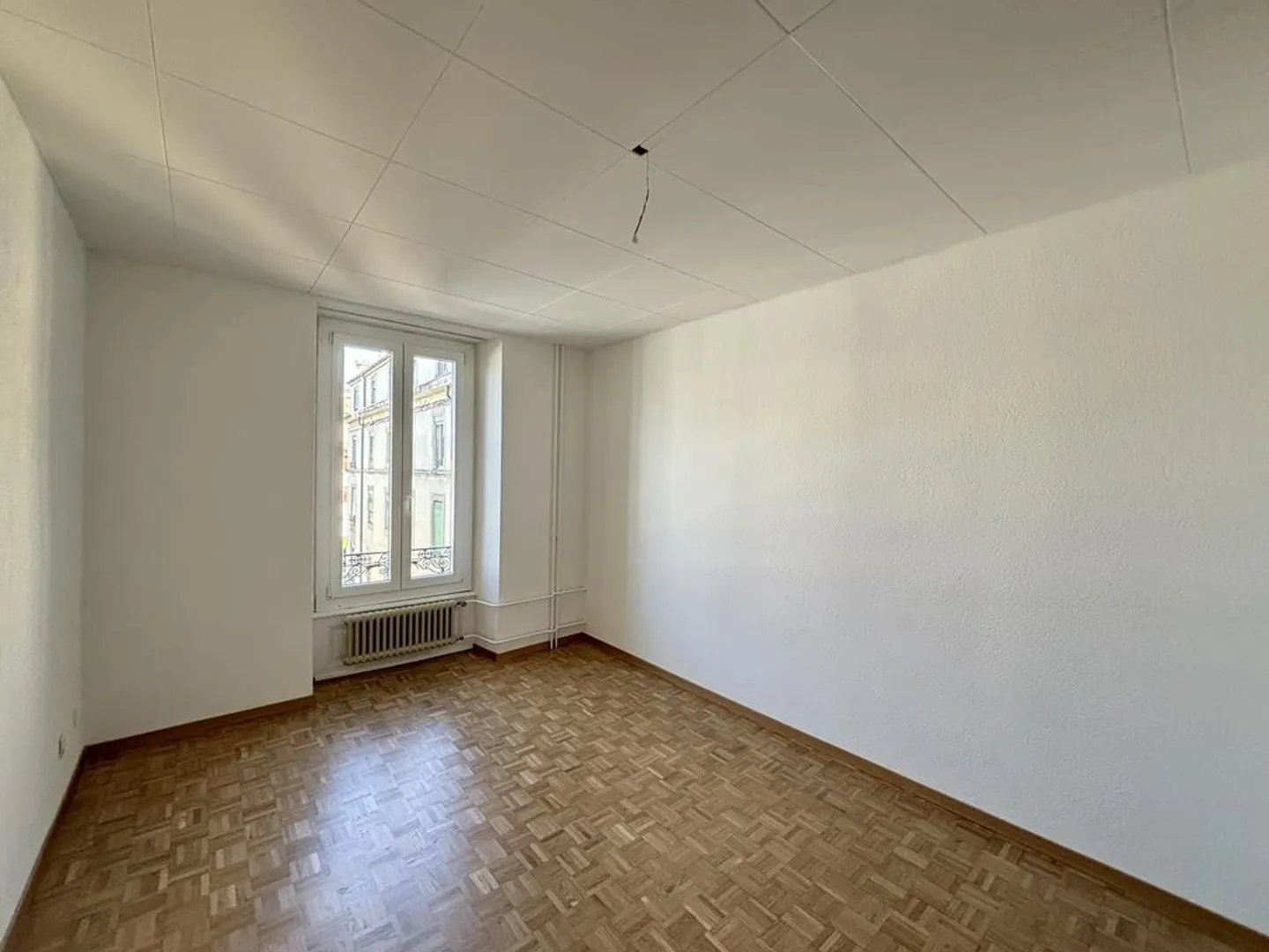 Große 3-Zimmer-Wohnung im Zentrum von Lausanne - Foto 4 von 7