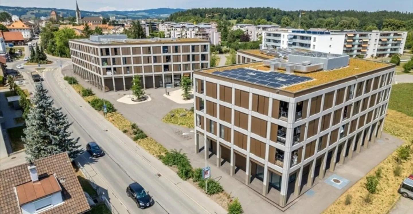 Immeuble mixte à louer - Photo 4 sur 7